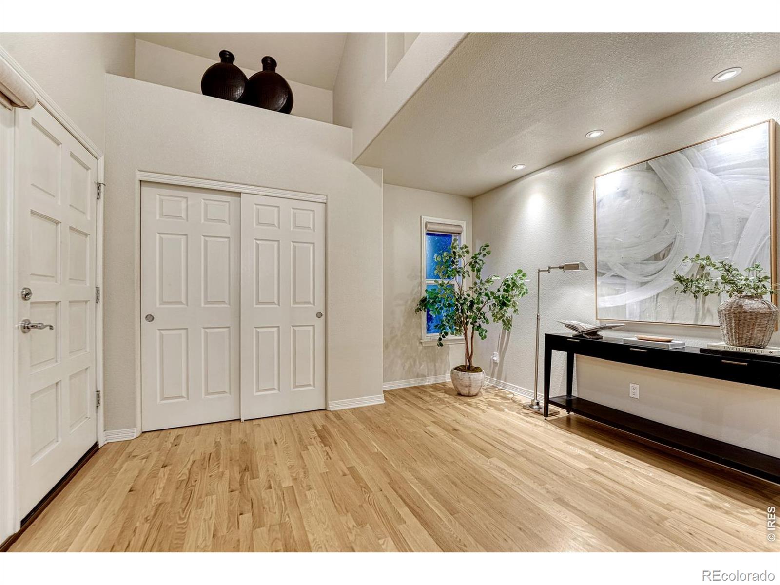 MLS Image #3 for 9615  aspen hill circle,lone tree, Colorado