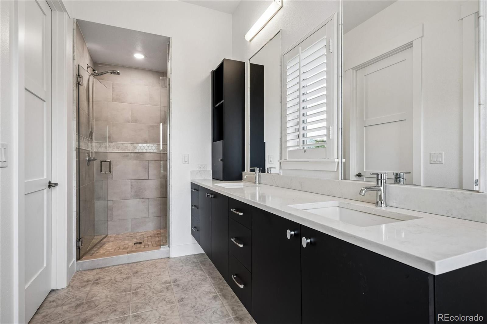 MLS Image #16 for 4885 s monaco street,denver, Colorado
