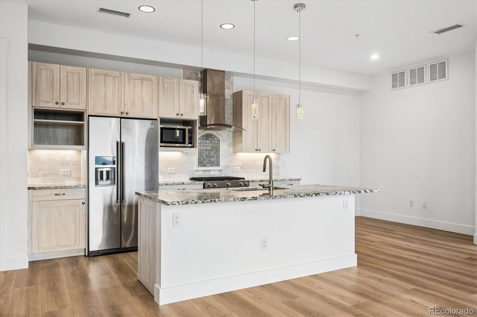 MLS Image #8 for 4885 s monaco street,denver, Colorado