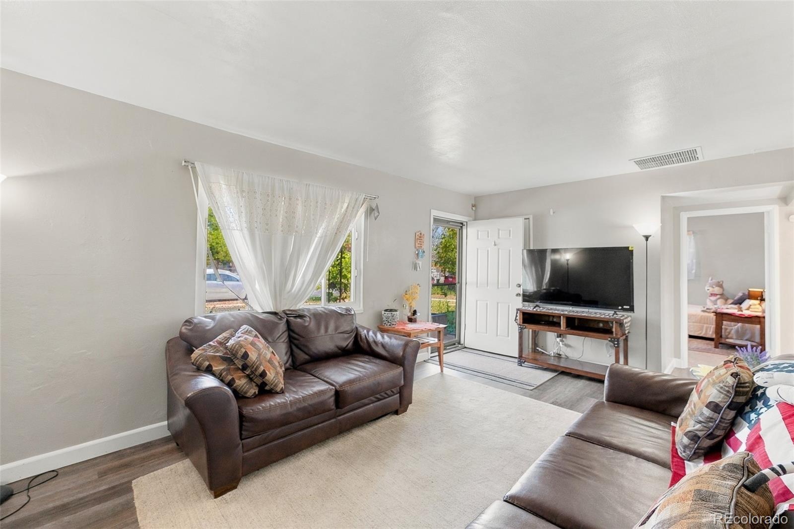 MLS Image #4 for 708  zion street,aurora, Colorado