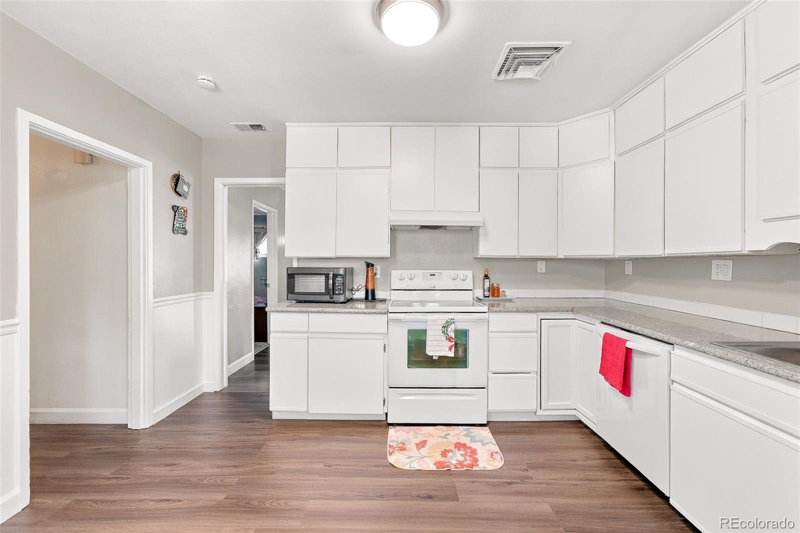 MLS Image #6 for 708  zion street,aurora, Colorado
