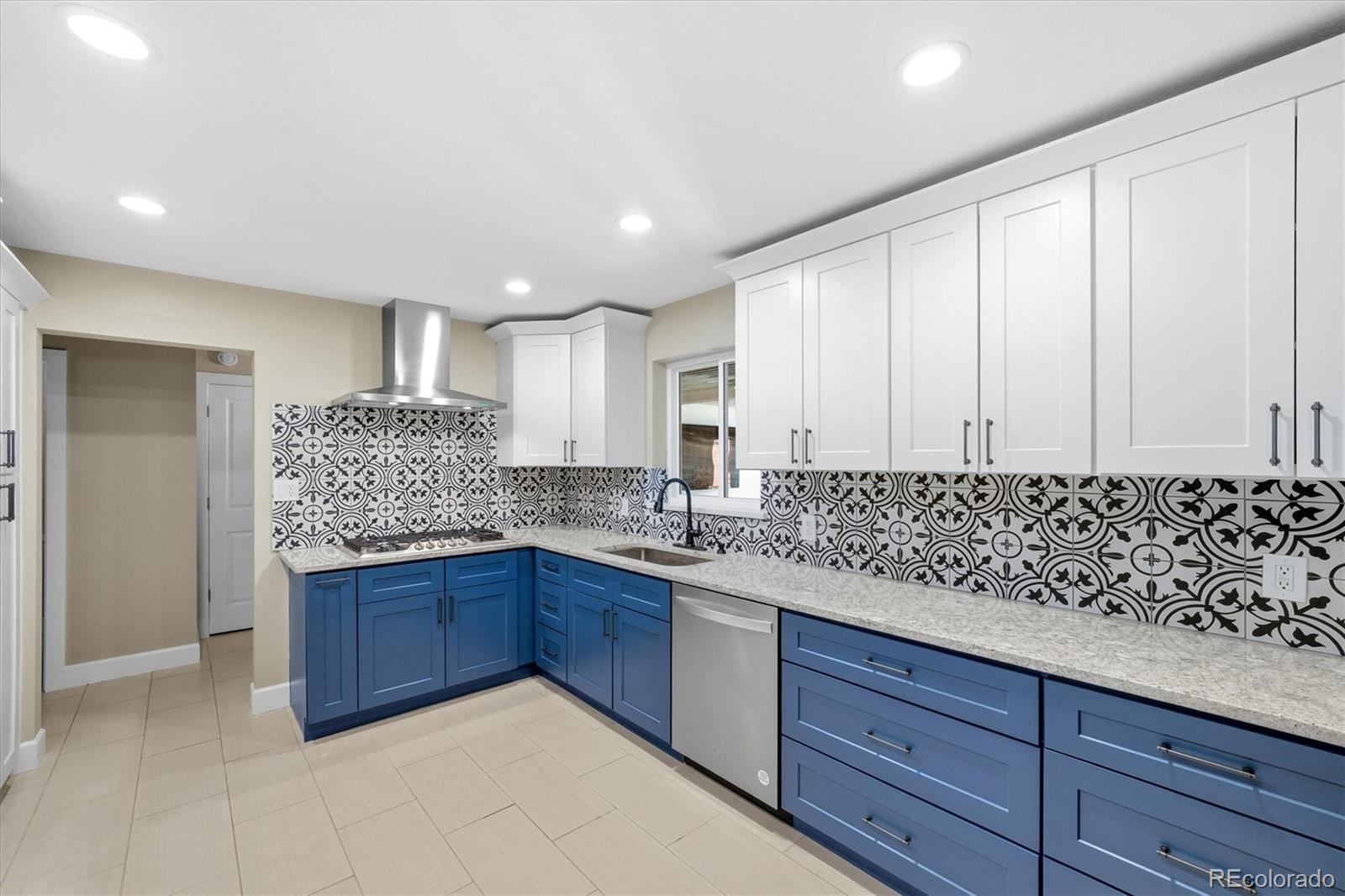 MLS Image #11 for 4145  ammons street,wheat ridge, Colorado