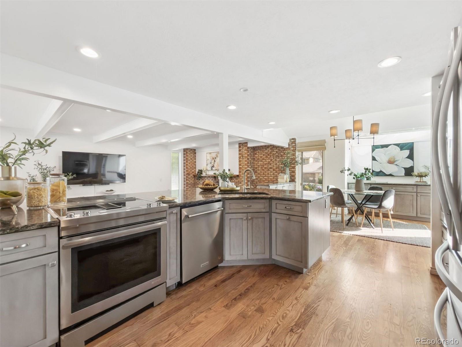MLS Image #10 for 7749 s glencoe way,centennial, Colorado