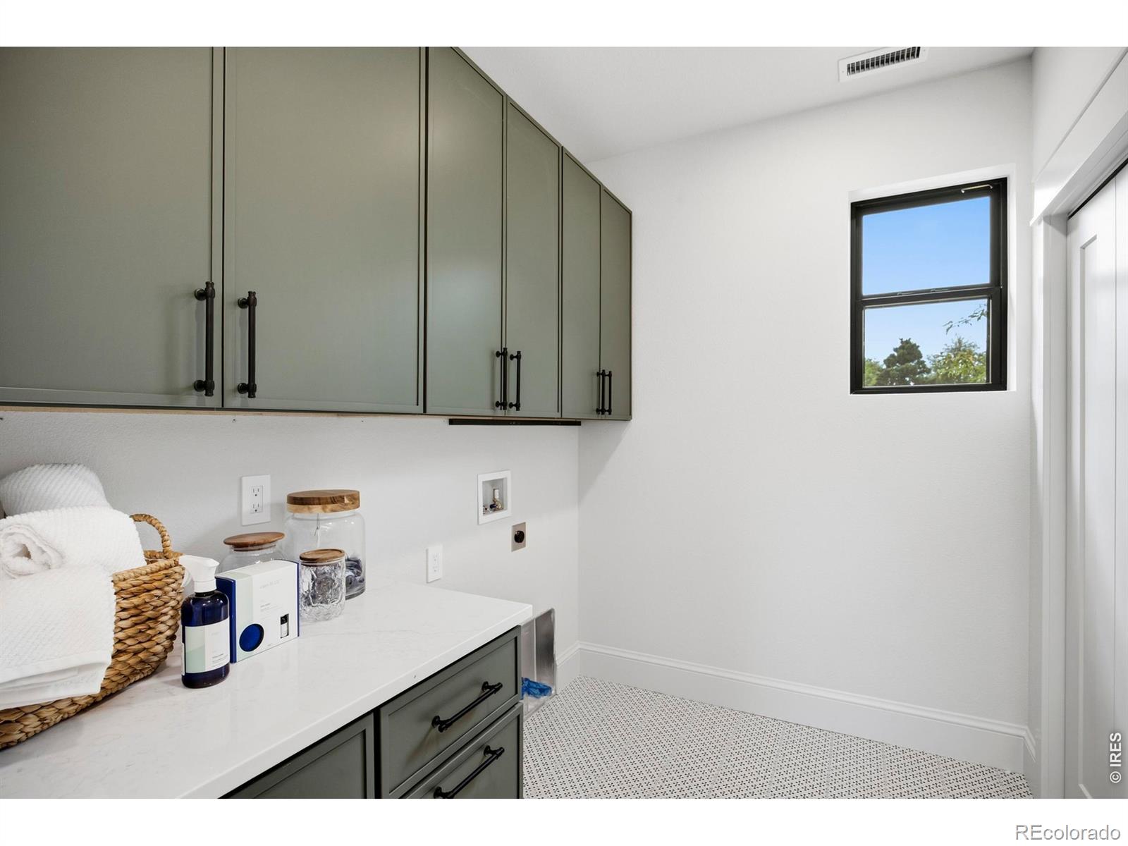 MLS Image #31 for 1617  person court,fort collins, Colorado