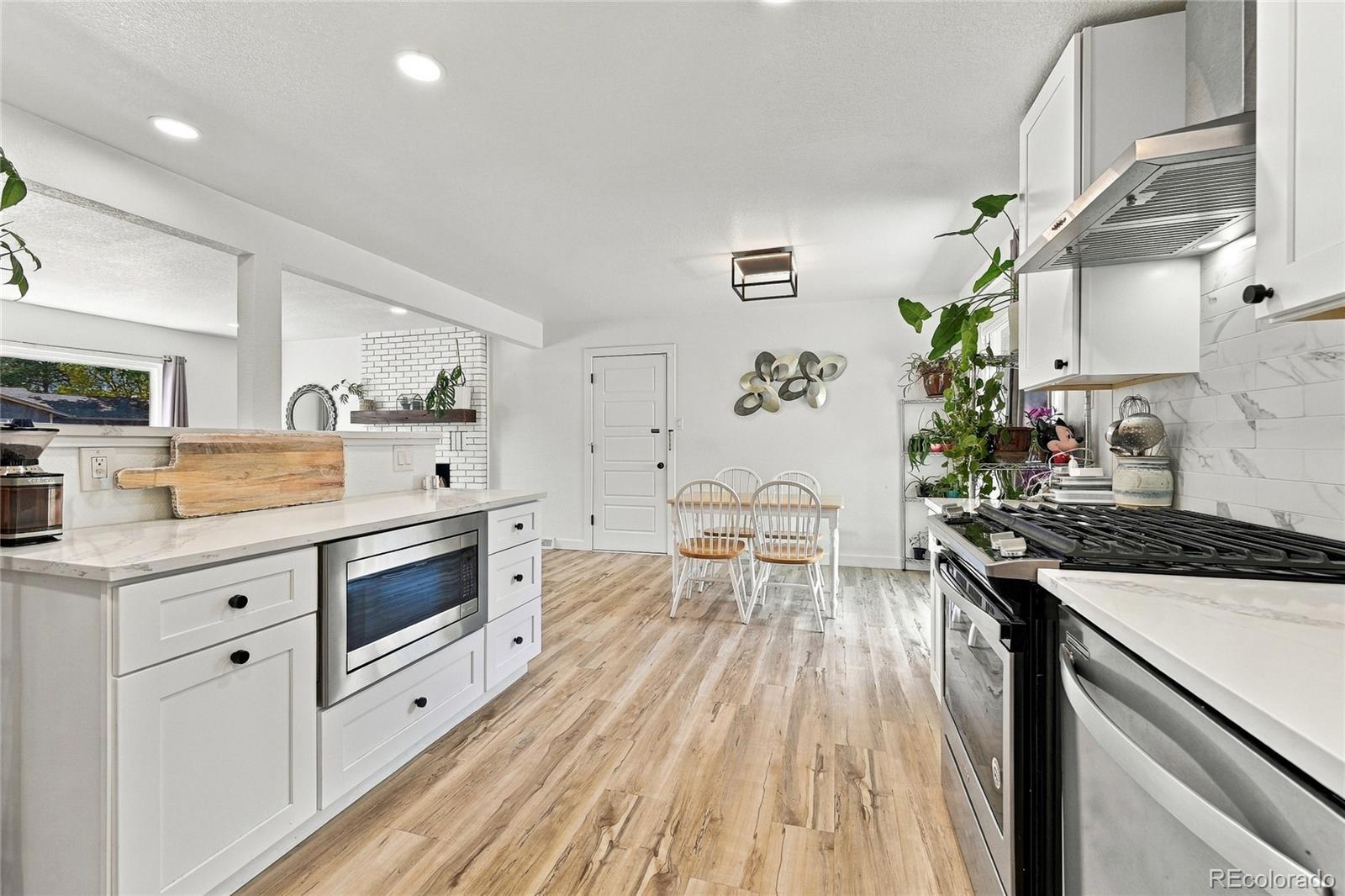 MLS Image #9 for 12295 w ohio place,lakewood, Colorado