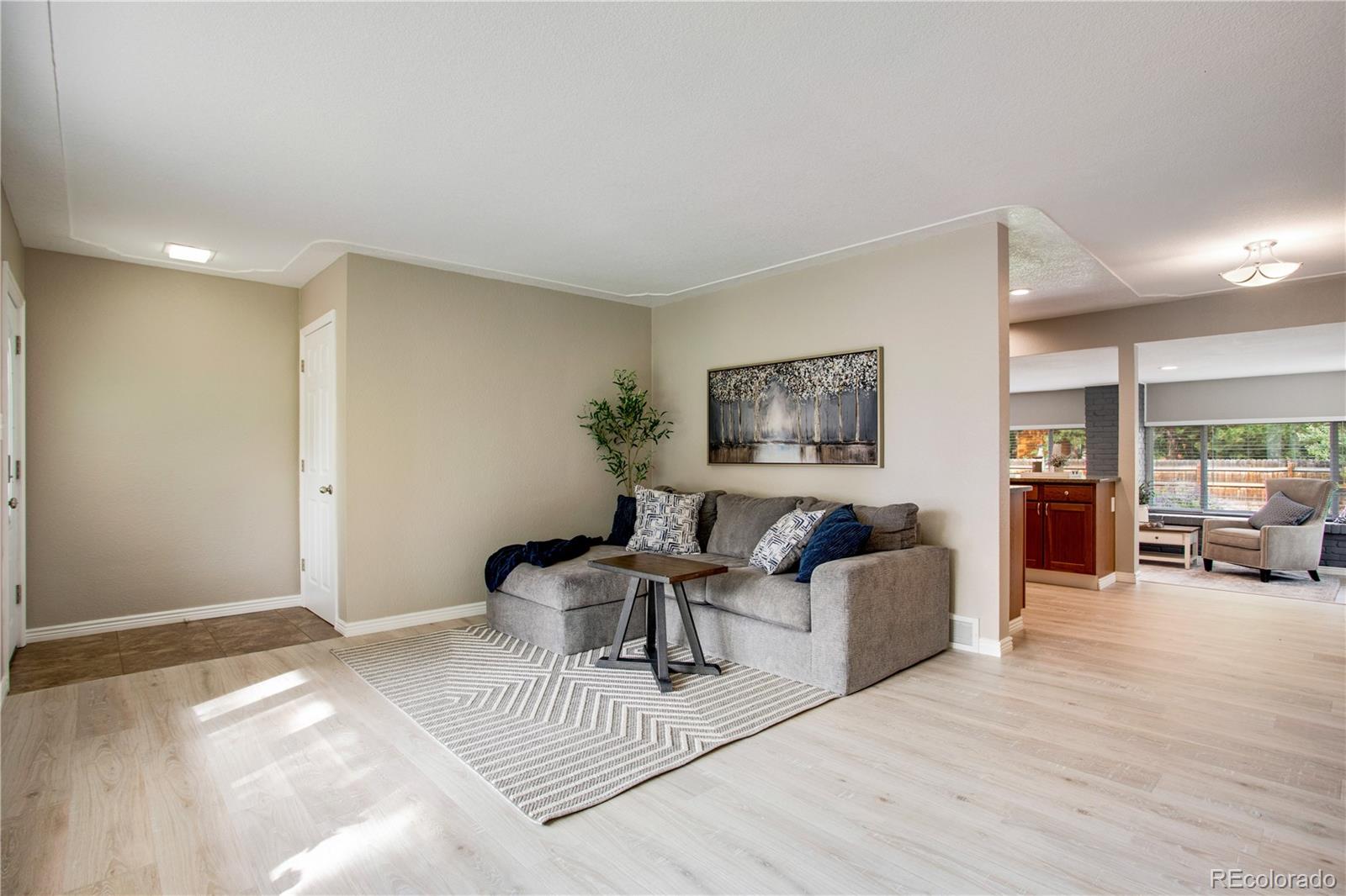 MLS Image #5 for 12762  woodland drive,longmont, Colorado