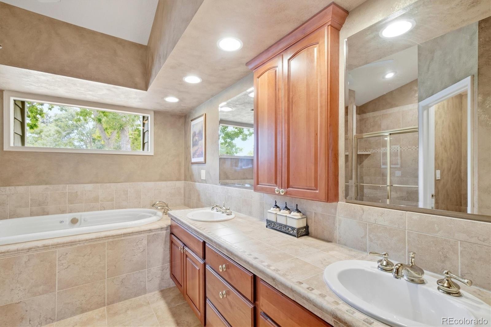 MLS Image #20 for 5  white pine place,littleton, Colorado