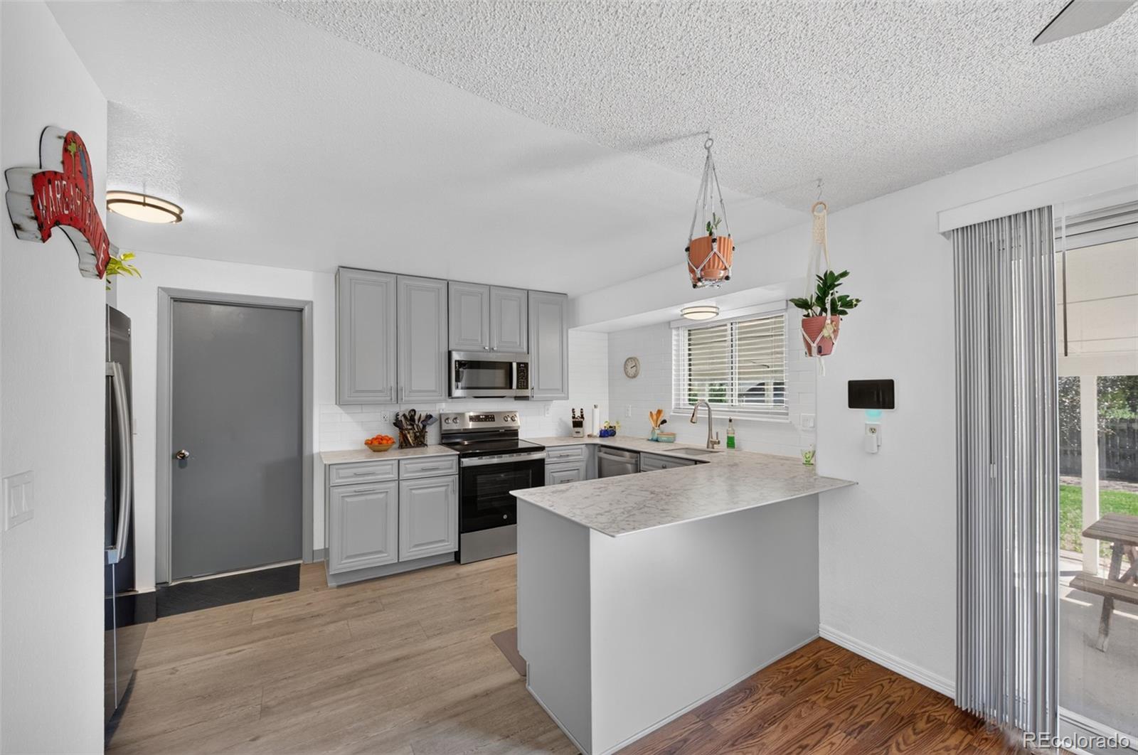 MLS Image #6 for 6356 w 66th avenue,arvada, Colorado
