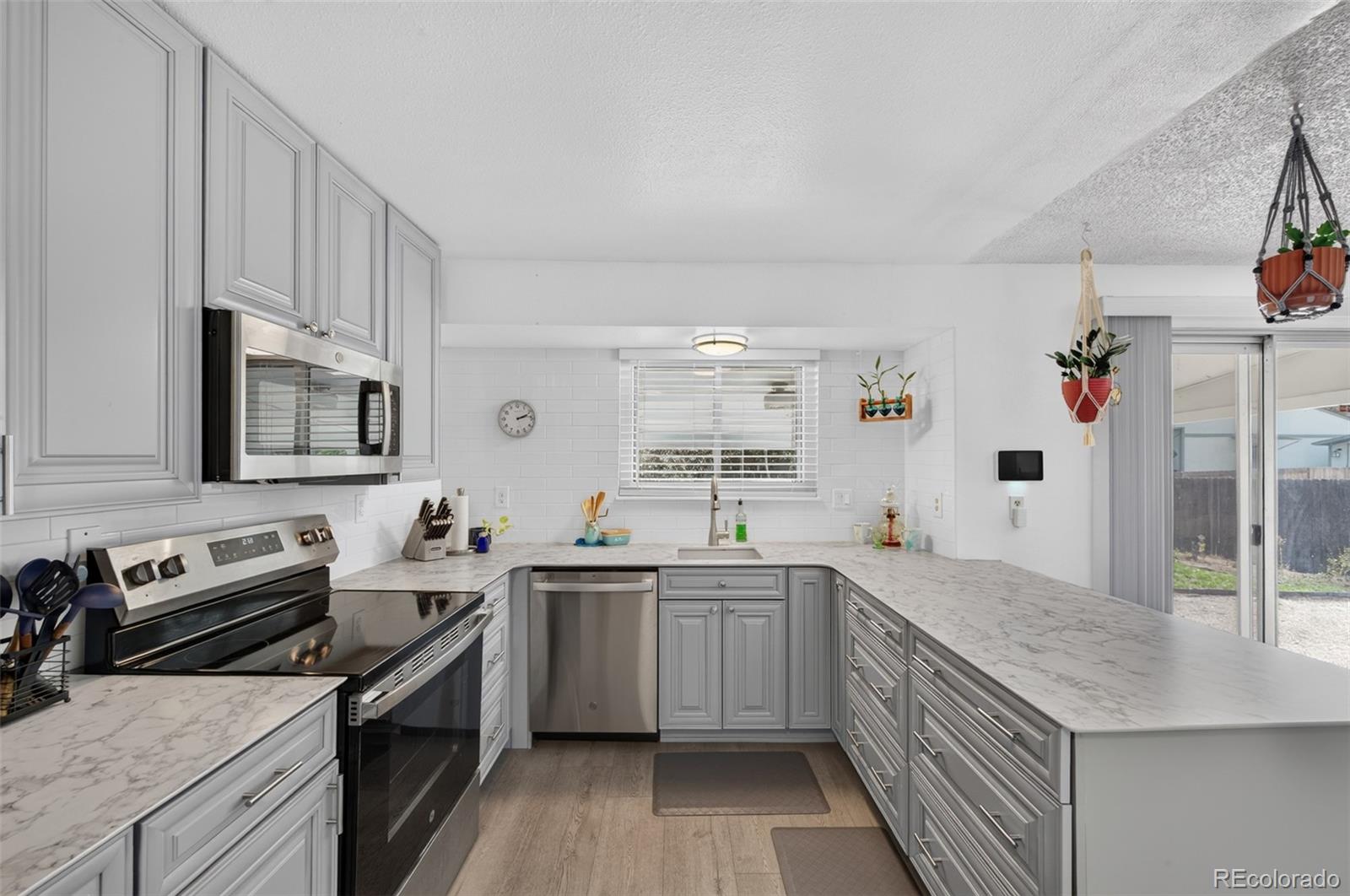 MLS Image #7 for 6356 w 66th avenue,arvada, Colorado