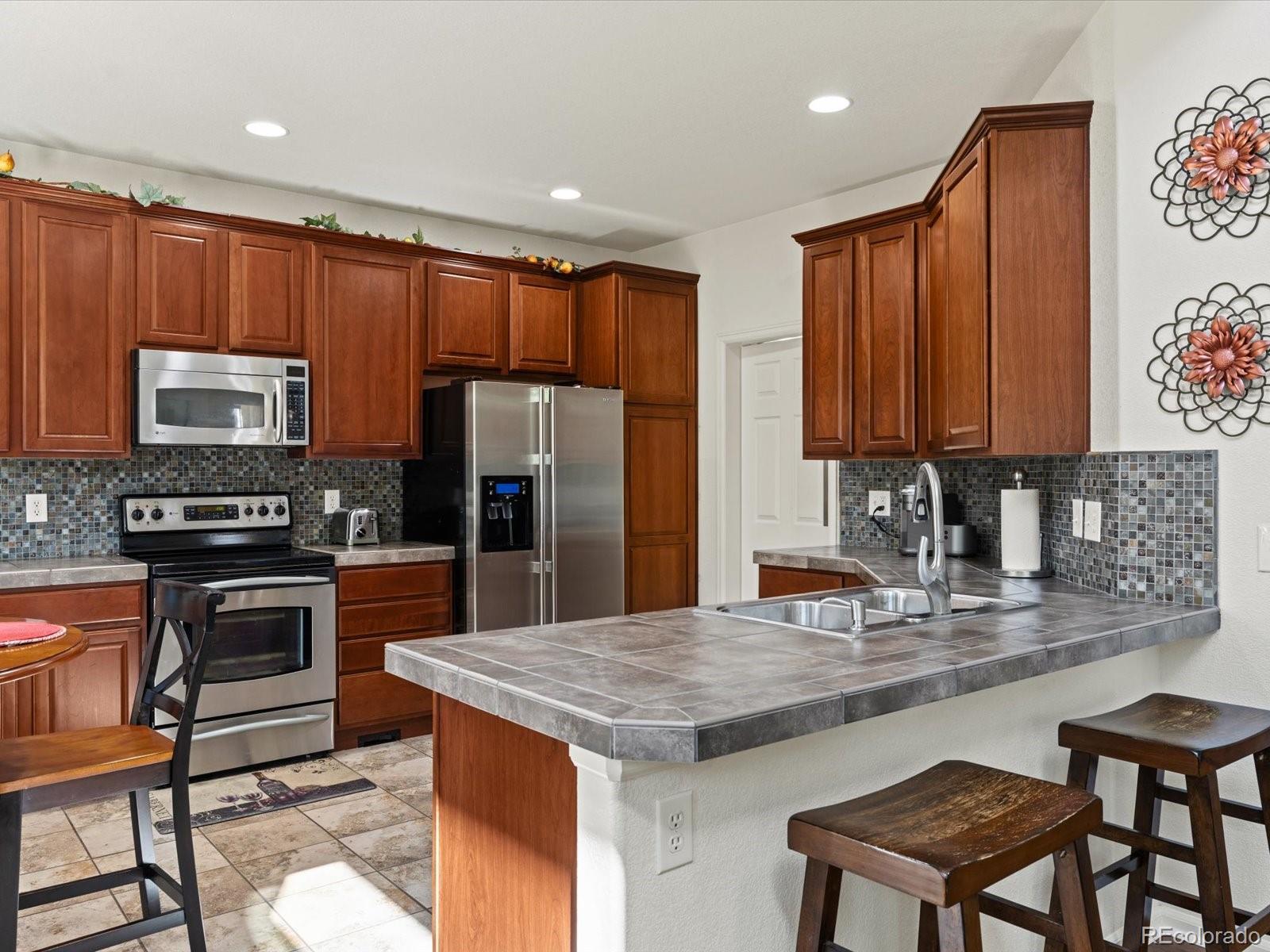 MLS Image #11 for 15051  josephine street,thornton, Colorado