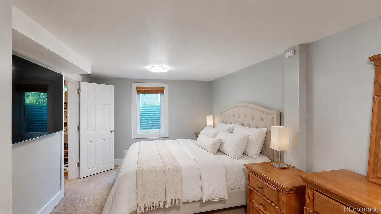 MLS Image #6 for 1217 s university boulevard,denver, Colorado