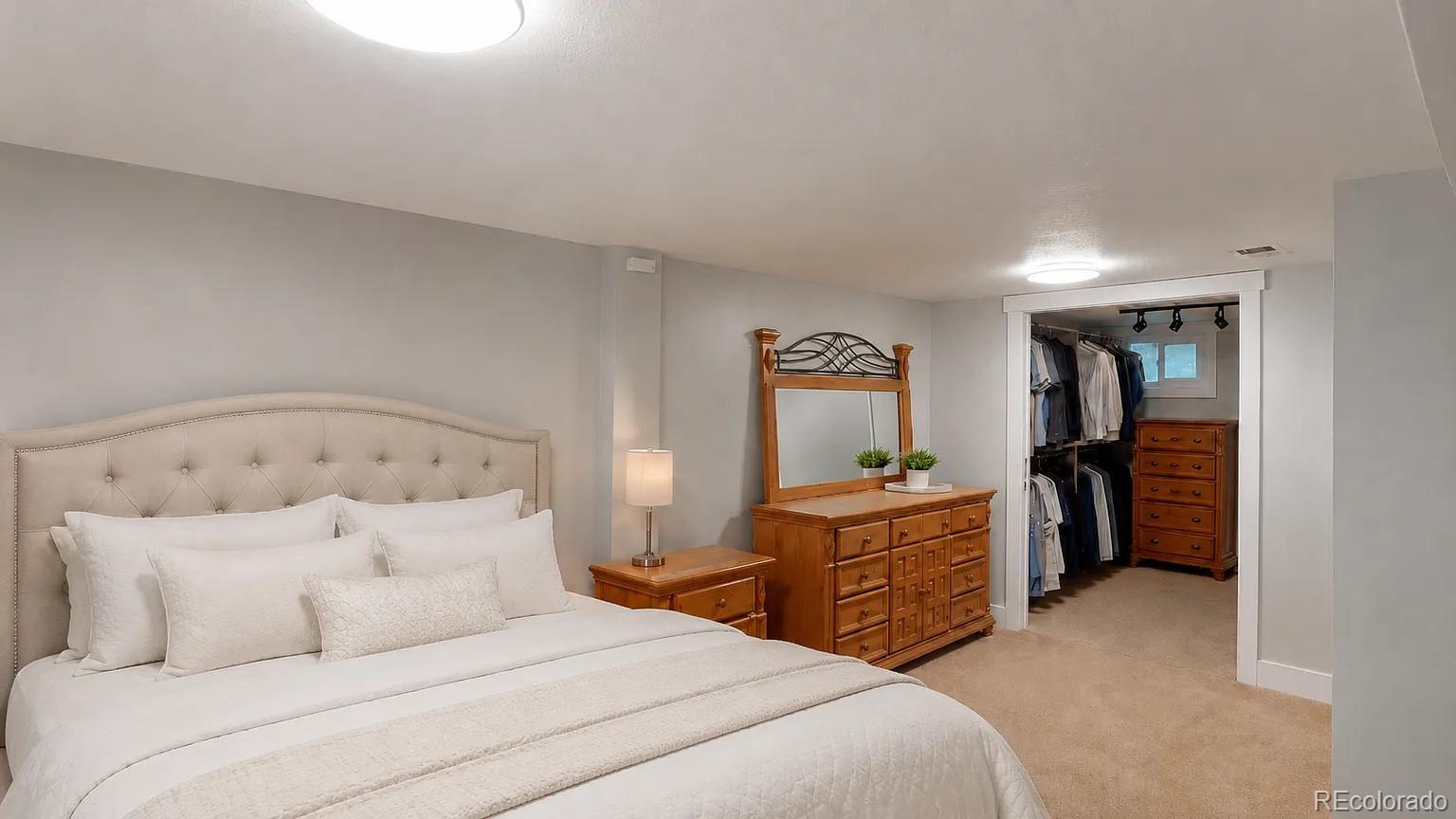 MLS Image #7 for 1217 s university boulevard,denver, Colorado
