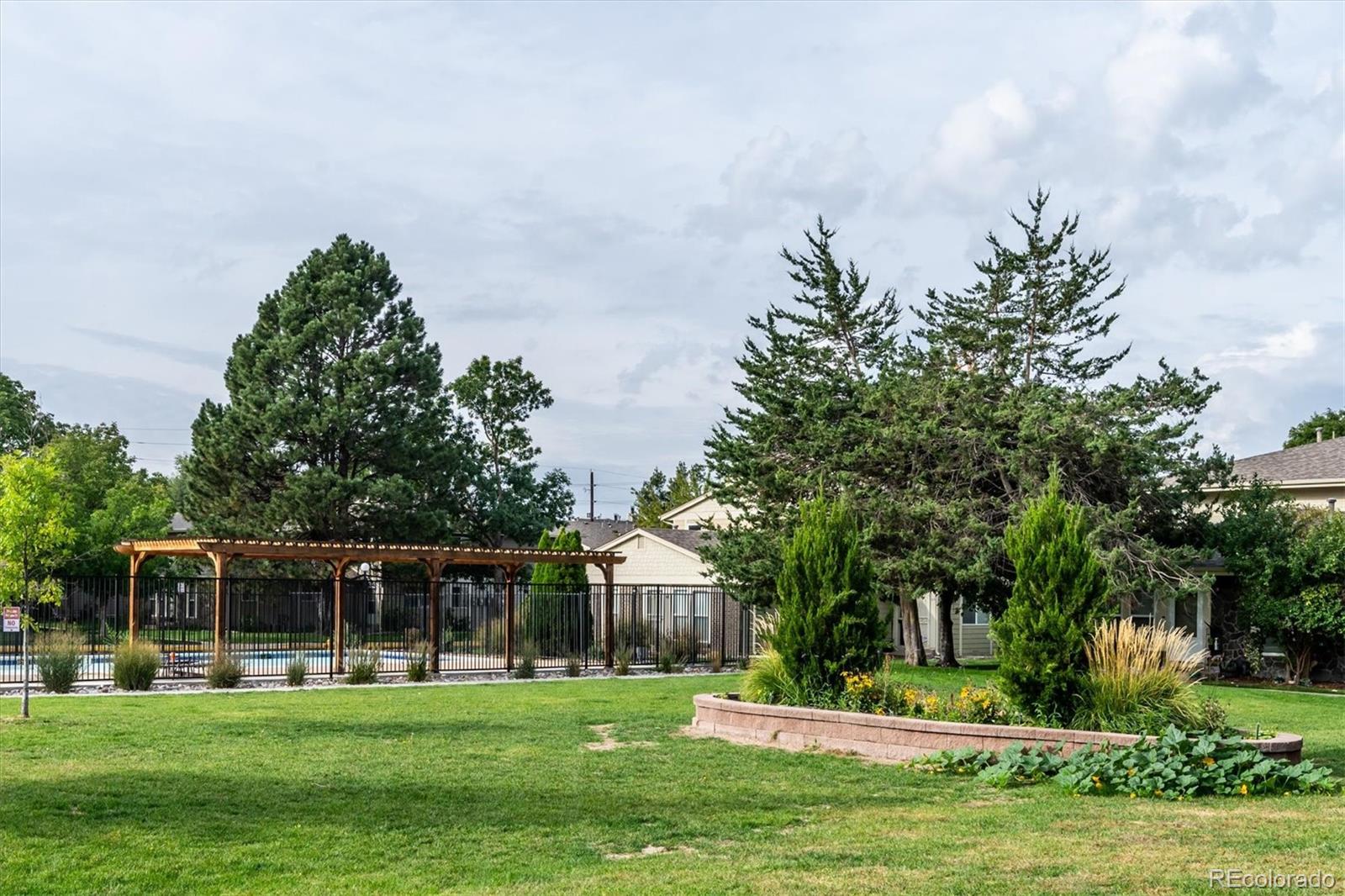 MLS Image #20 for 6650 e arizona avenue,denver, Colorado