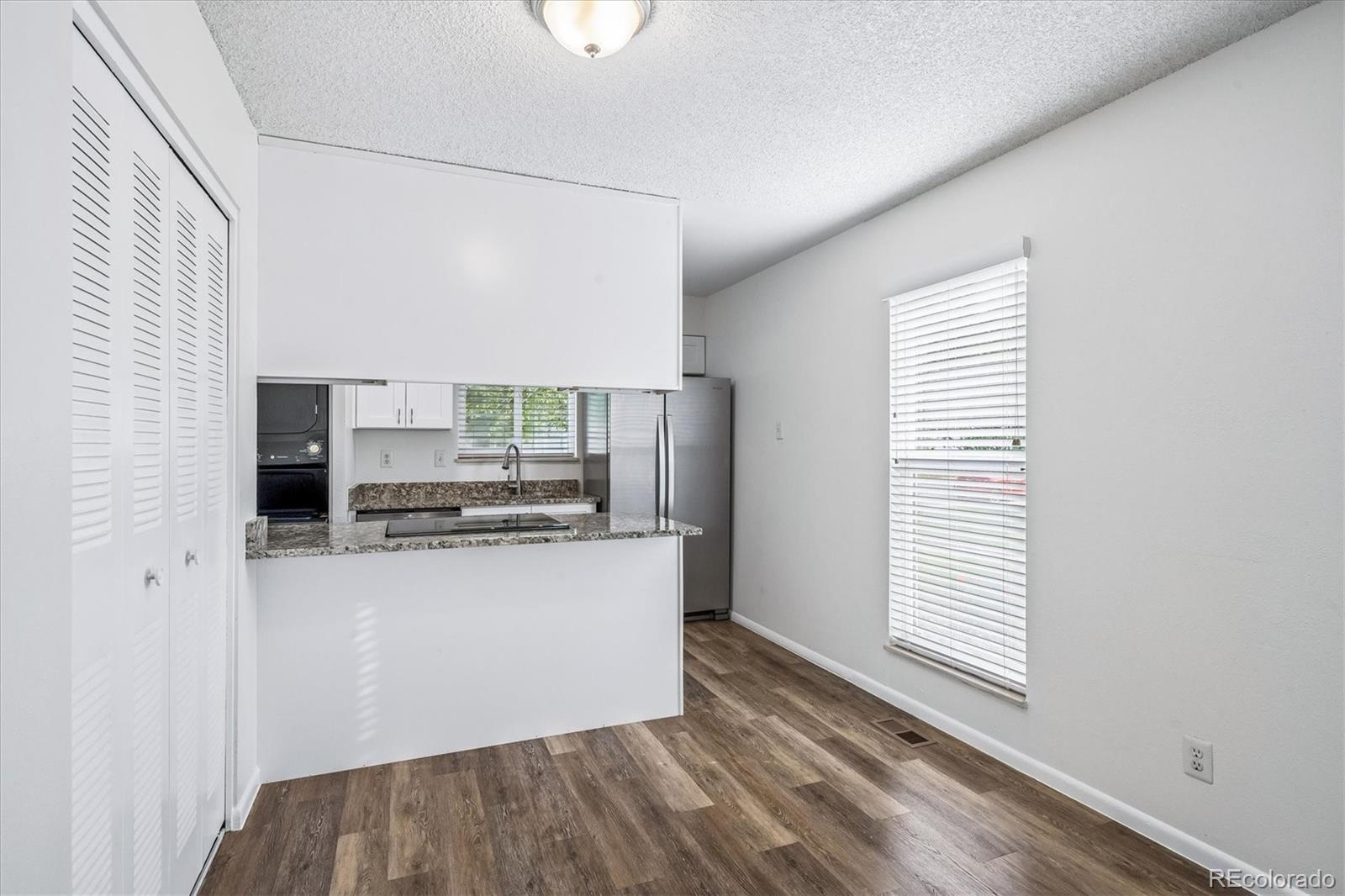 MLS Image #6 for 6650 e arizona avenue,denver, Colorado