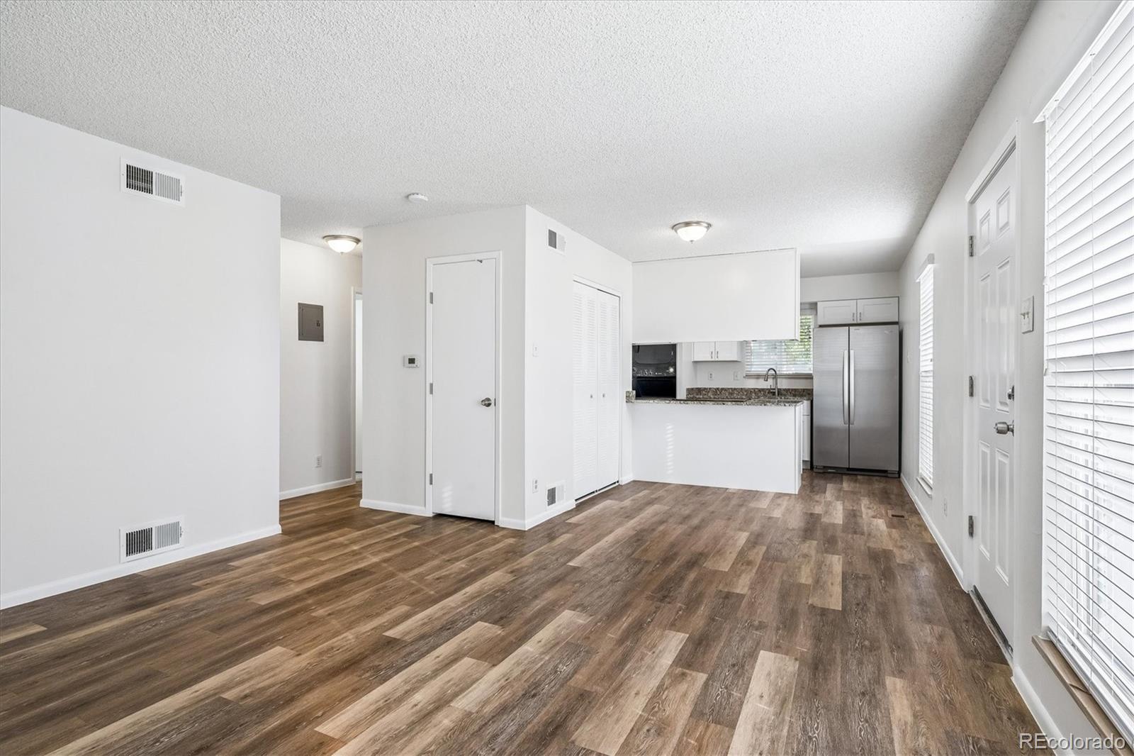 MLS Image #8 for 6650 e arizona avenue,denver, Colorado