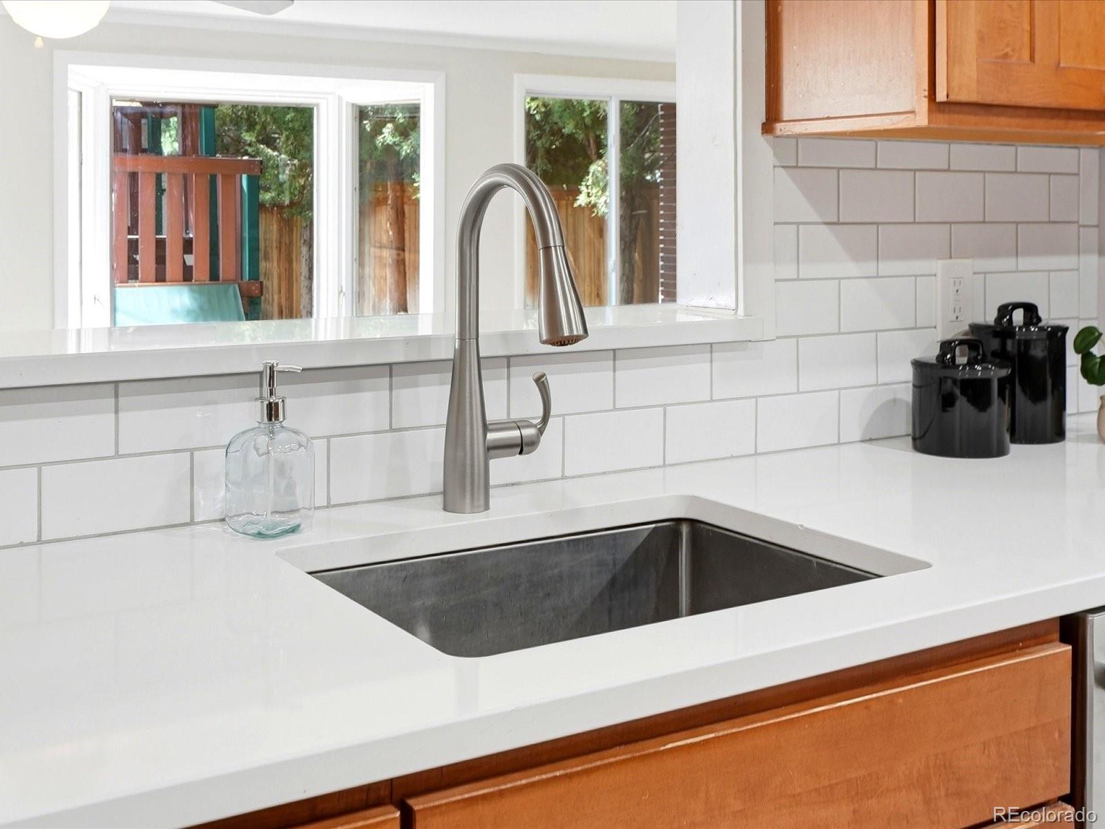 MLS Image #10 for 2338 e floyd place,englewood, Colorado