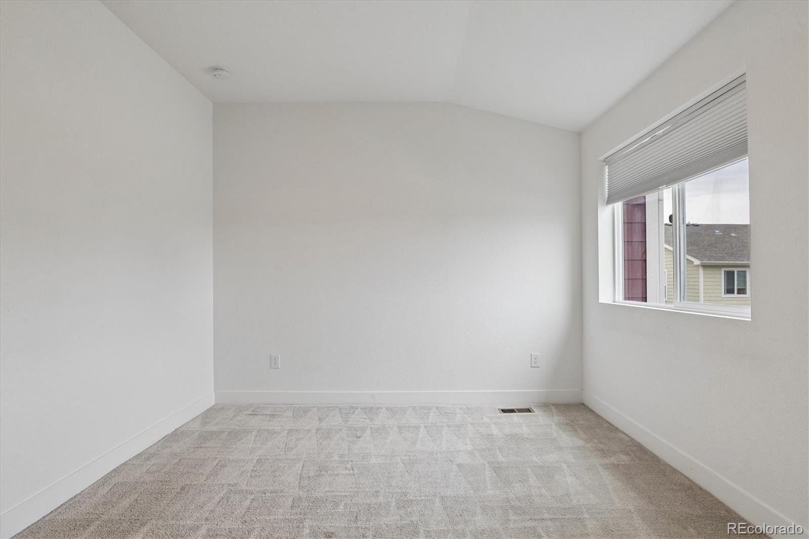 MLS Image #16 for 9752  ash lane,thornton, Colorado