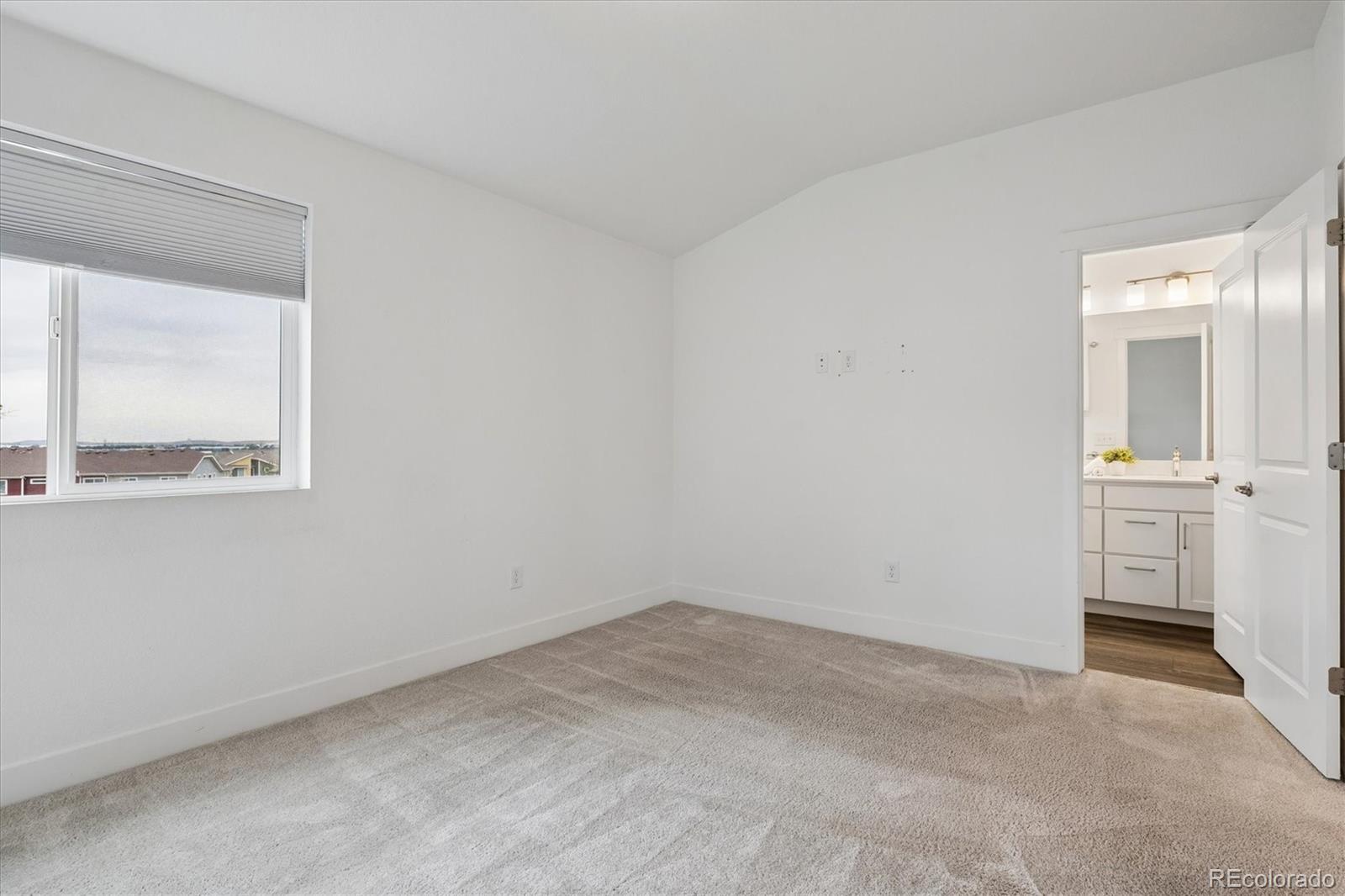 MLS Image #17 for 9752  ash lane,thornton, Colorado