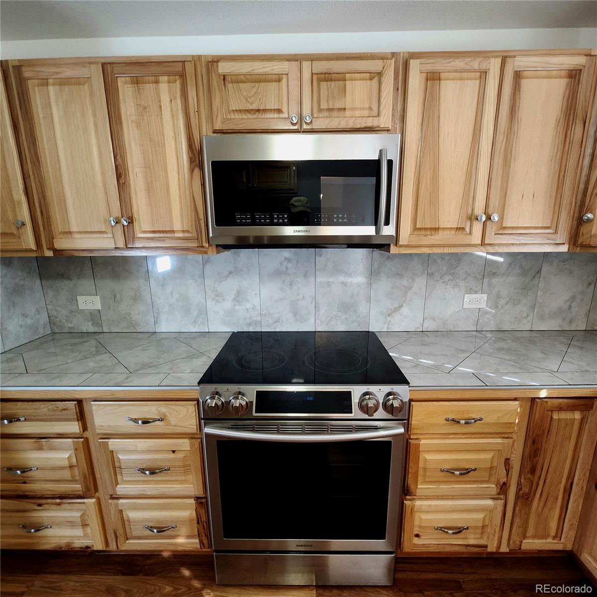 MLS Image #10 for 5002 s garland street,denver, Colorado
