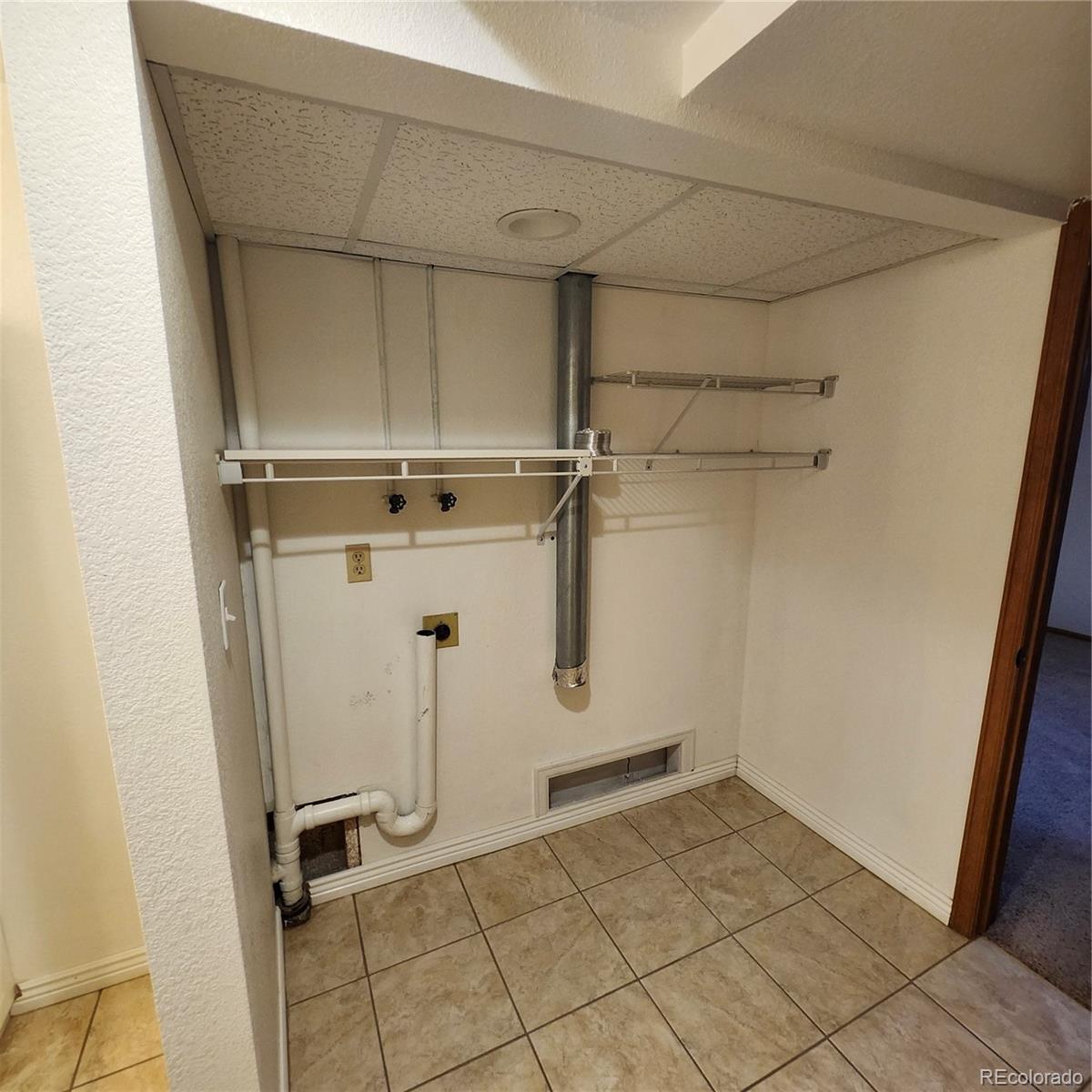 MLS Image #37 for 5002 s garland street,denver, Colorado