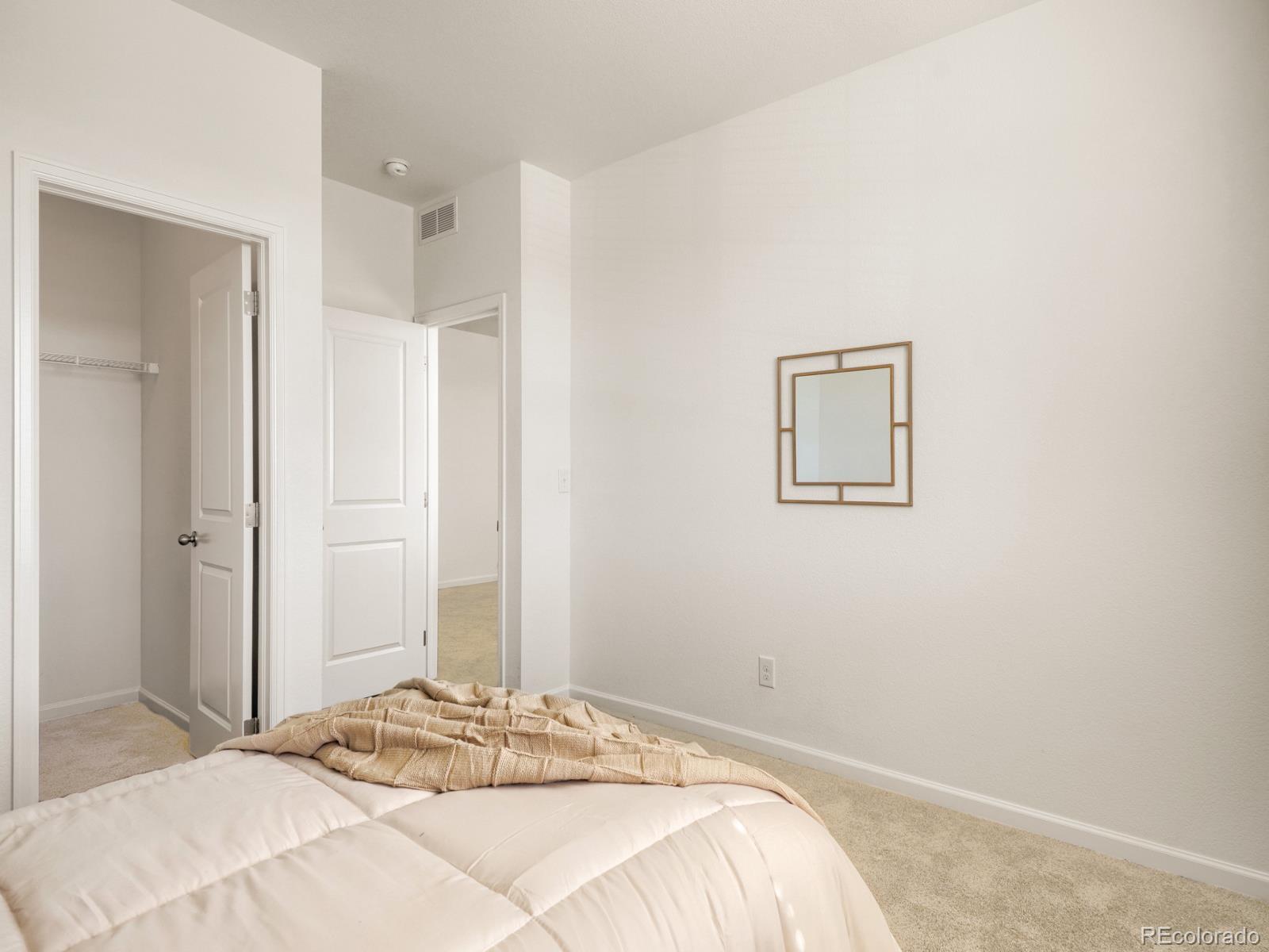 MLS Image #15 for 26717 e maple avenue,aurora, Colorado
