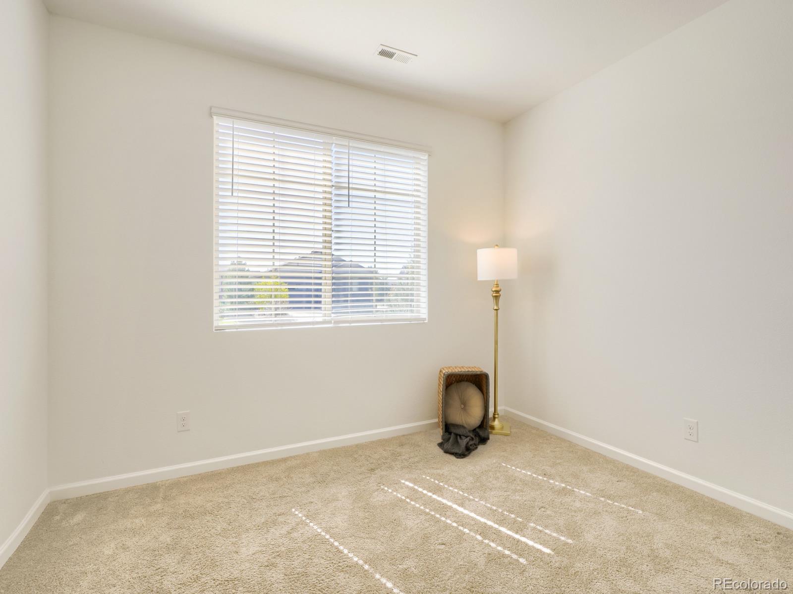MLS Image #5 for 26717 e maple avenue,aurora, Colorado