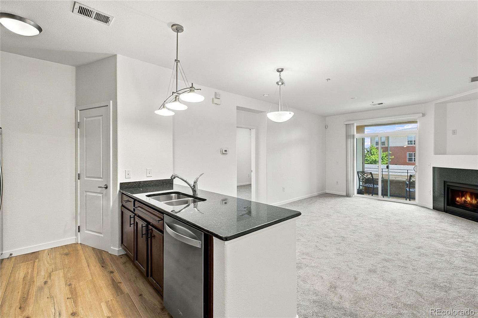 MLS Image #9 for 4100  albion street 618,denver, Colorado