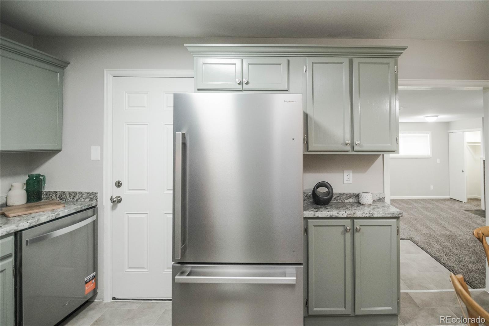 MLS Image #11 for 1210  hillside street,aurora, Colorado