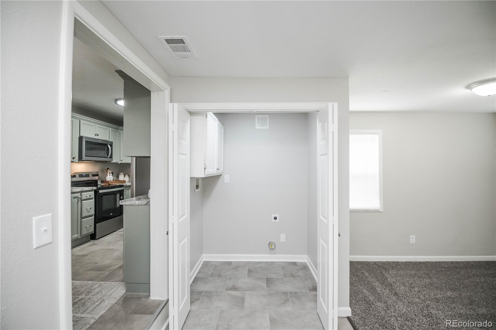 MLS Image #16 for 1210  hillside street,aurora, Colorado
