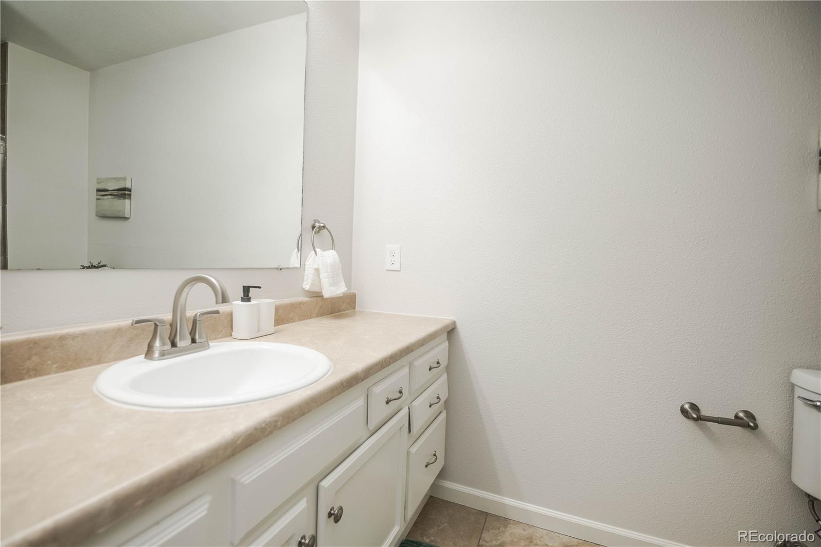 MLS Image #19 for 1210  hillside street,aurora, Colorado