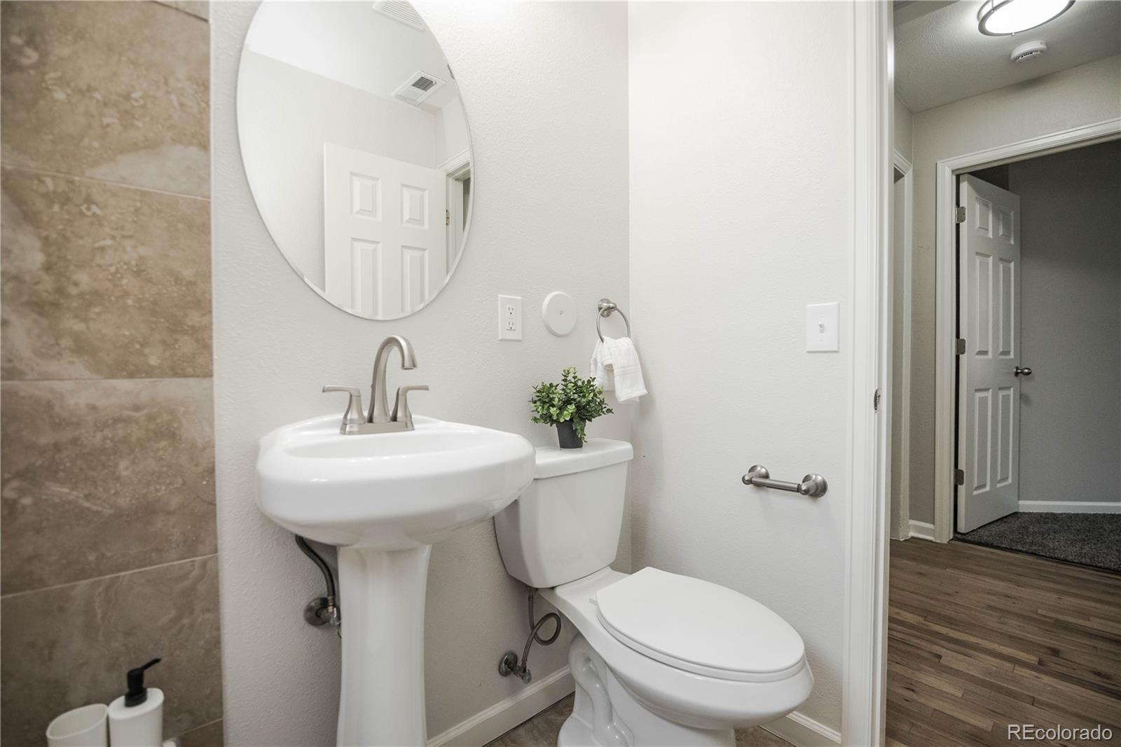 MLS Image #28 for 1210  hillside street,aurora, Colorado