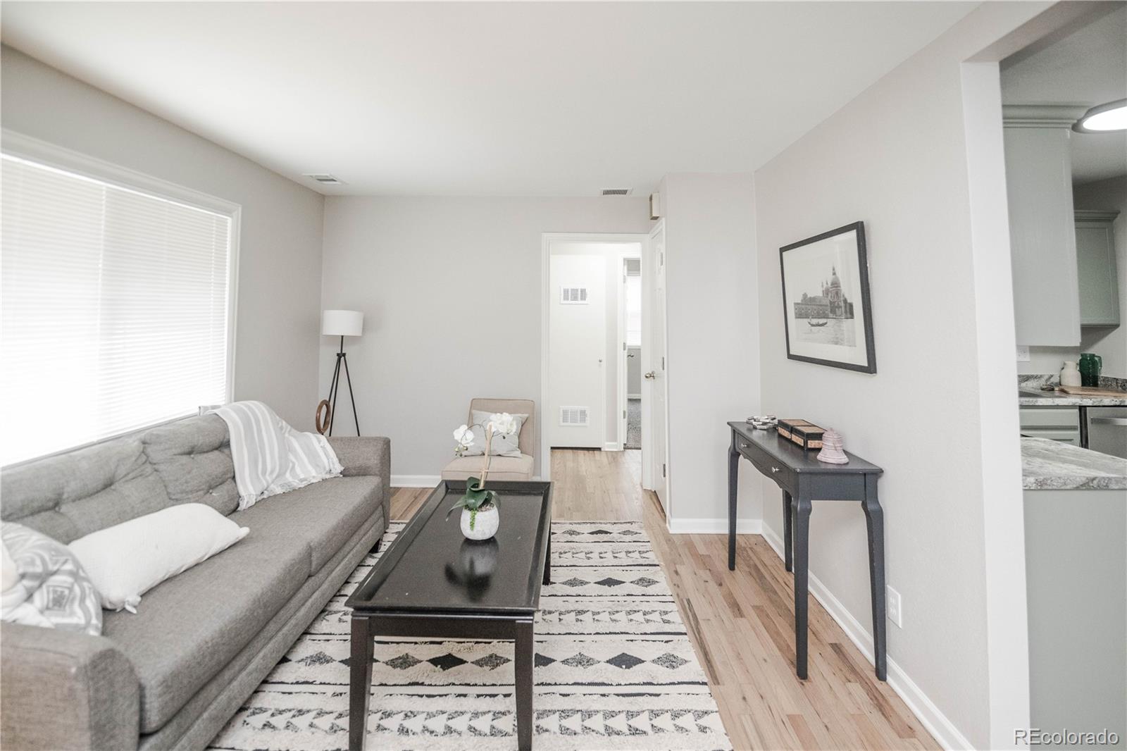 MLS Image #3 for 1210  hillside street,aurora, Colorado