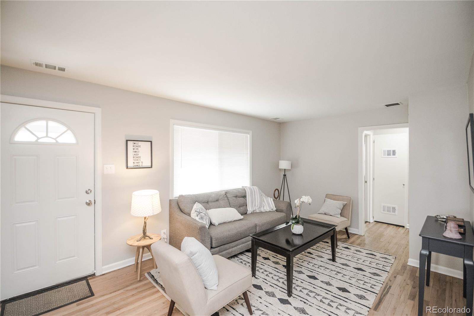 MLS Image #4 for 1210  hillside street,aurora, Colorado
