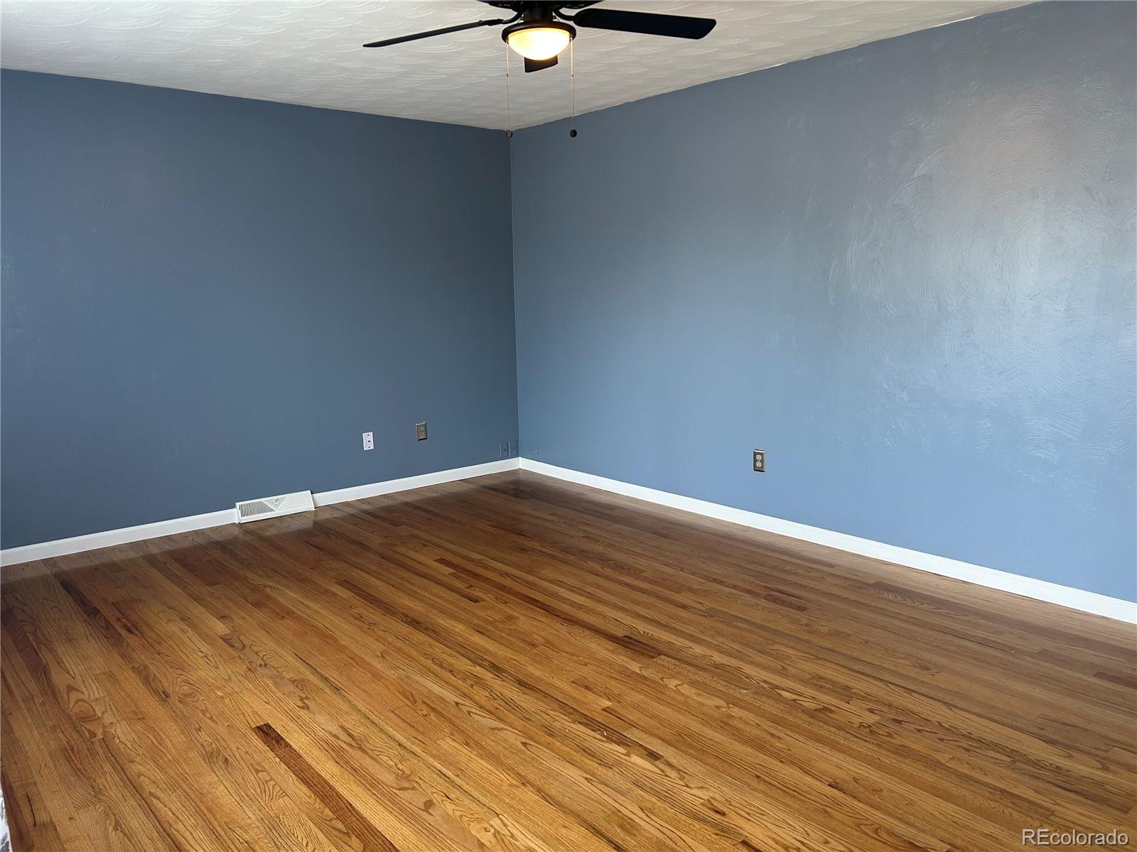 MLS Image #3 for 513  27th avenue,greeley, Colorado