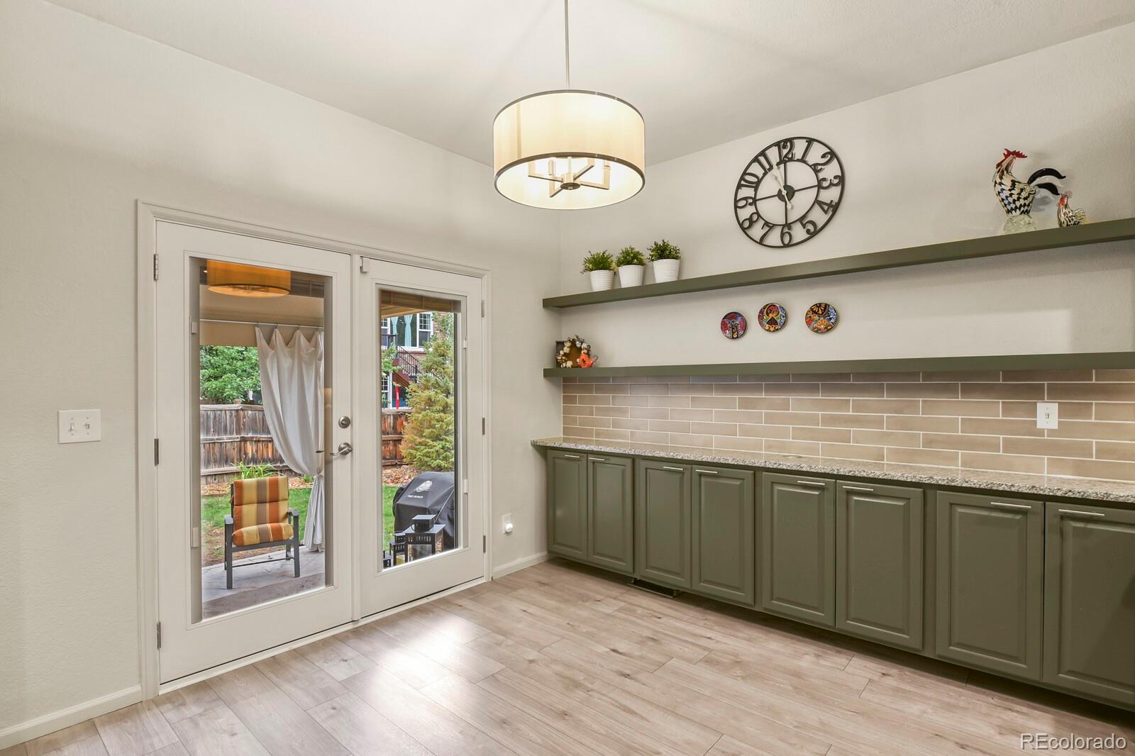 MLS Image #12 for 5565 s buchanan street,aurora, Colorado