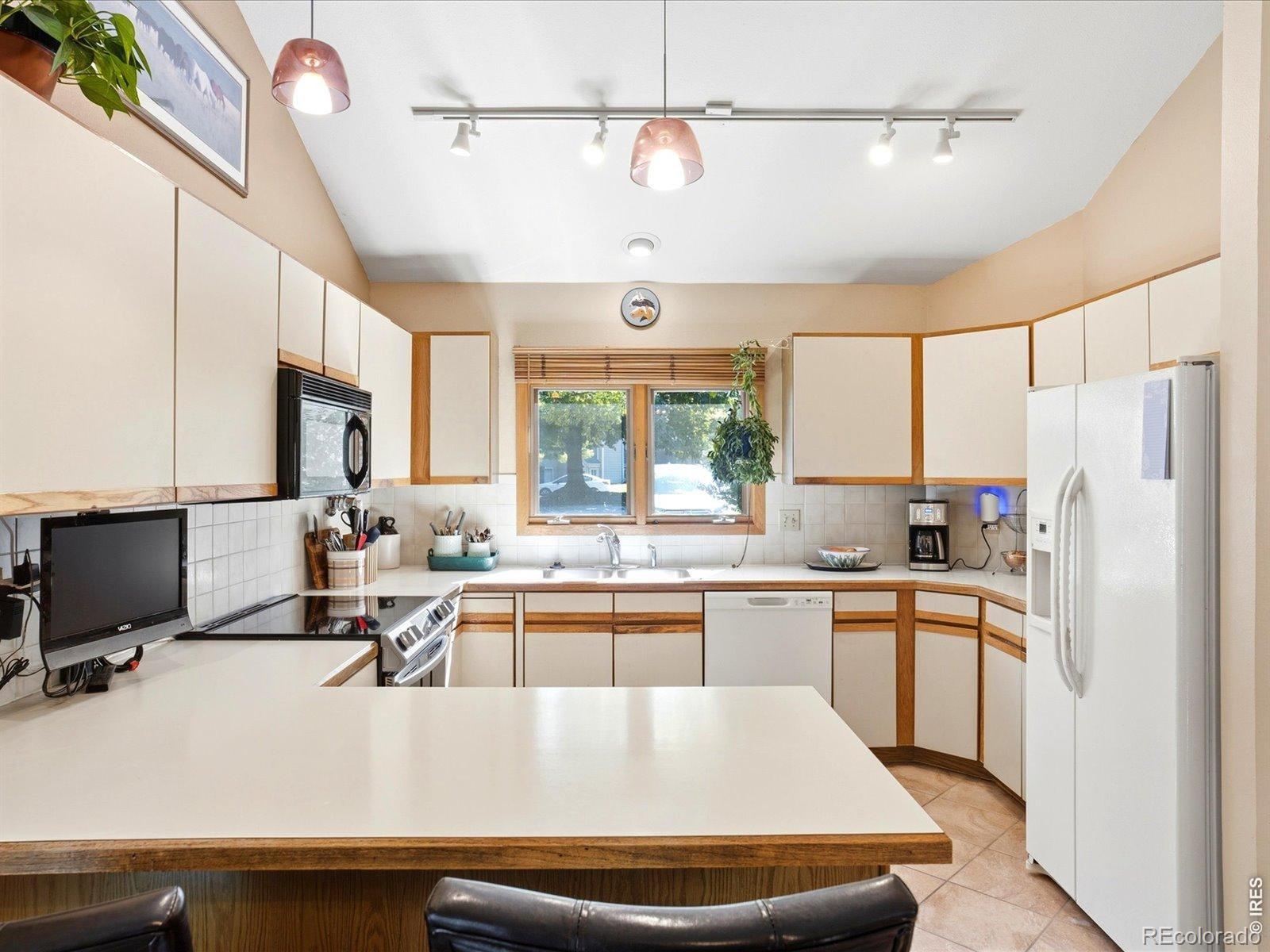 MLS Image #10 for 5527  stonewall place,boulder, Colorado
