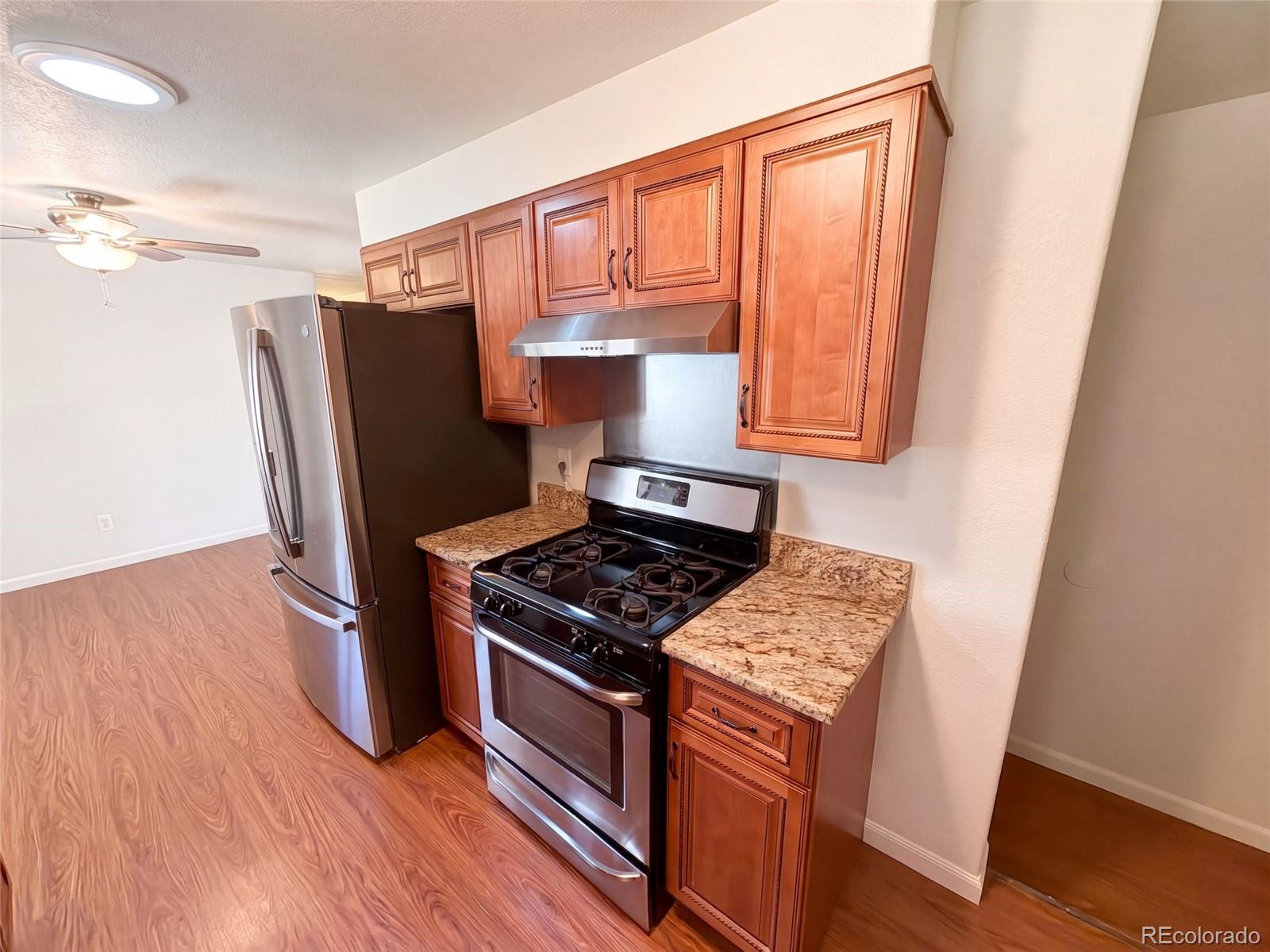 MLS Image #8 for 12129 e exposition drive,aurora, Colorado