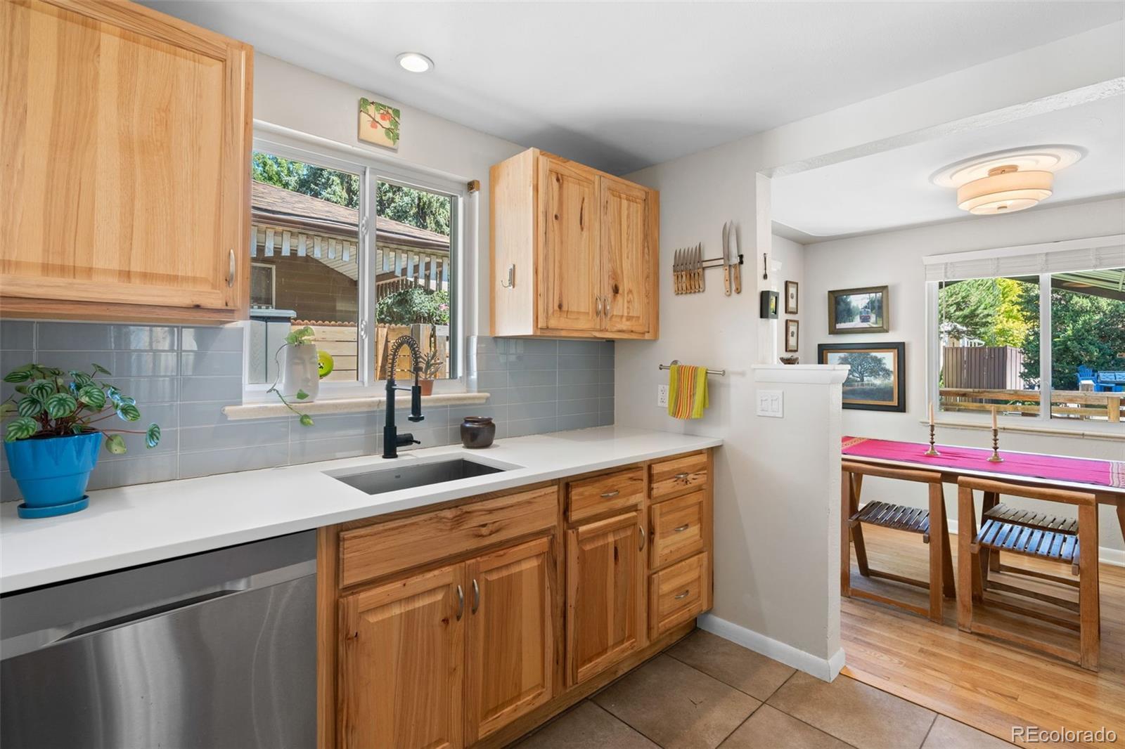 MLS Image #7 for 2475 s humboldt street,denver, Colorado
