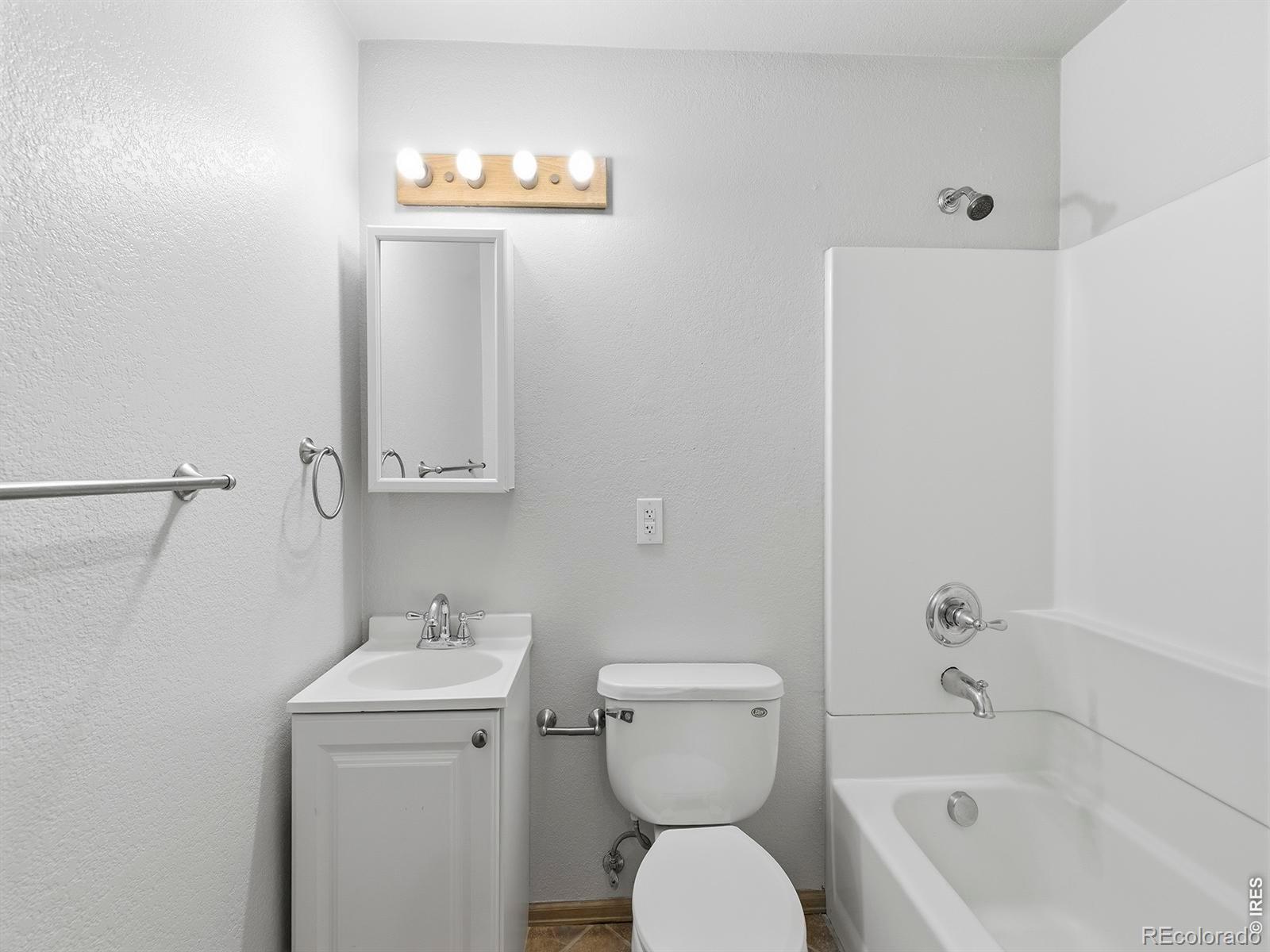 MLS Image #13 for 1321  darrell road,evans, Colorado