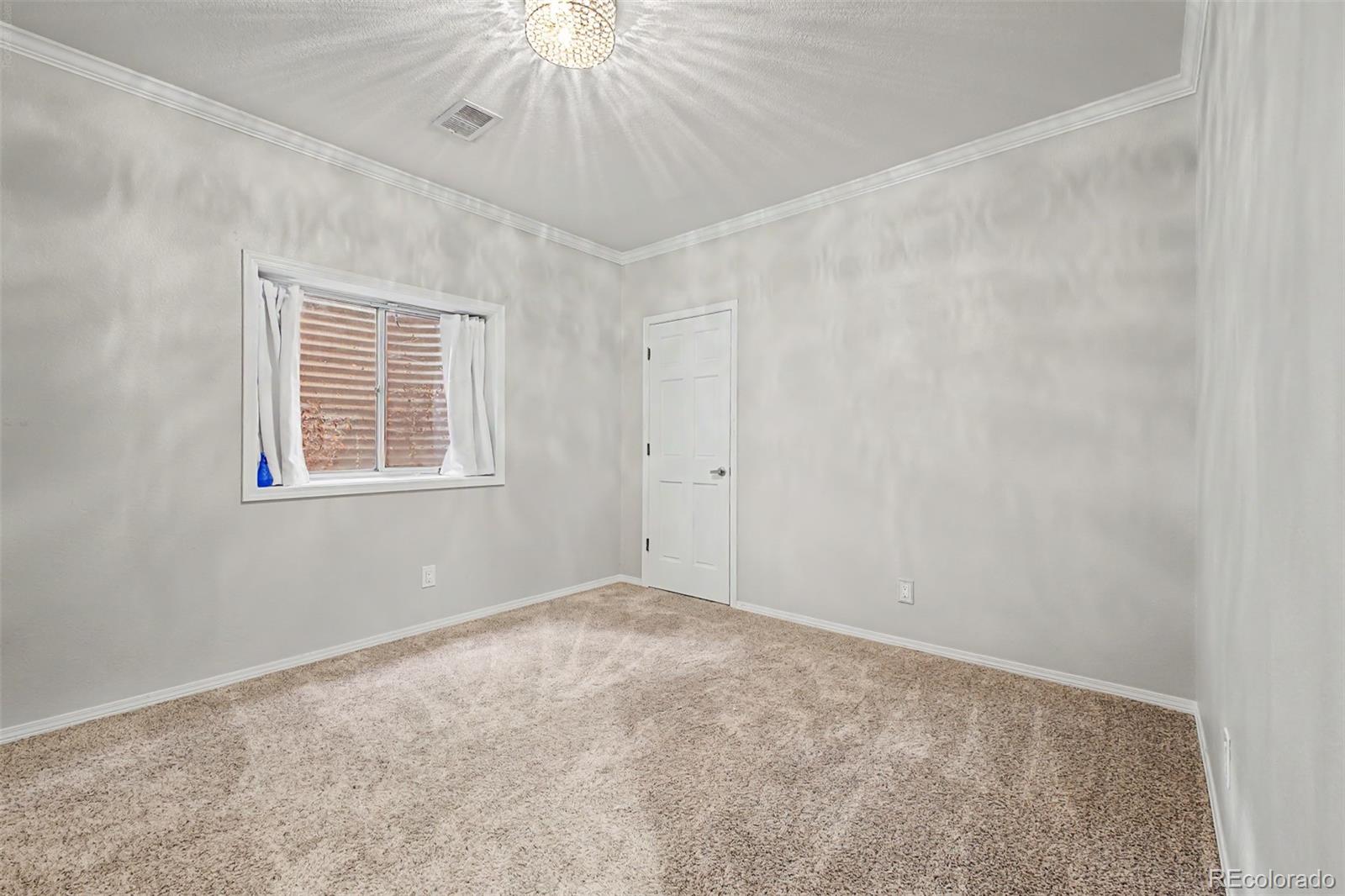 MLS Image #24 for 1004 e 5th avenue,longmont, Colorado