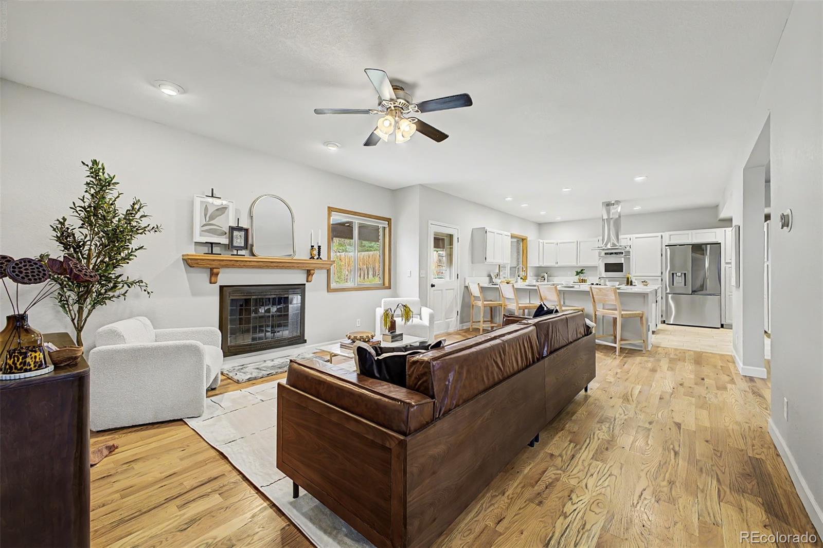 MLS Image #4 for 1004 e 5th avenue,longmont, Colorado