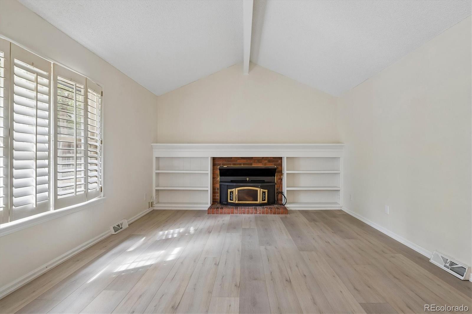 MLS Image #14 for 9722 w 87th avenue,arvada, Colorado