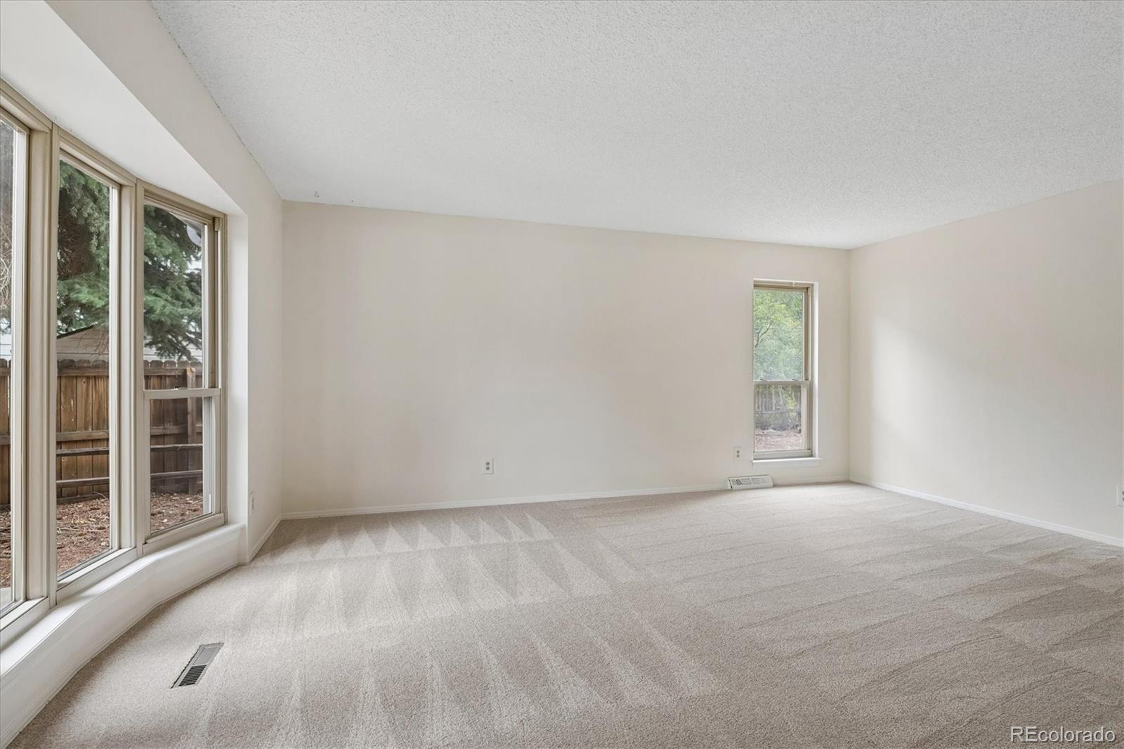 MLS Image #5 for 9722 w 87th avenue,arvada, Colorado