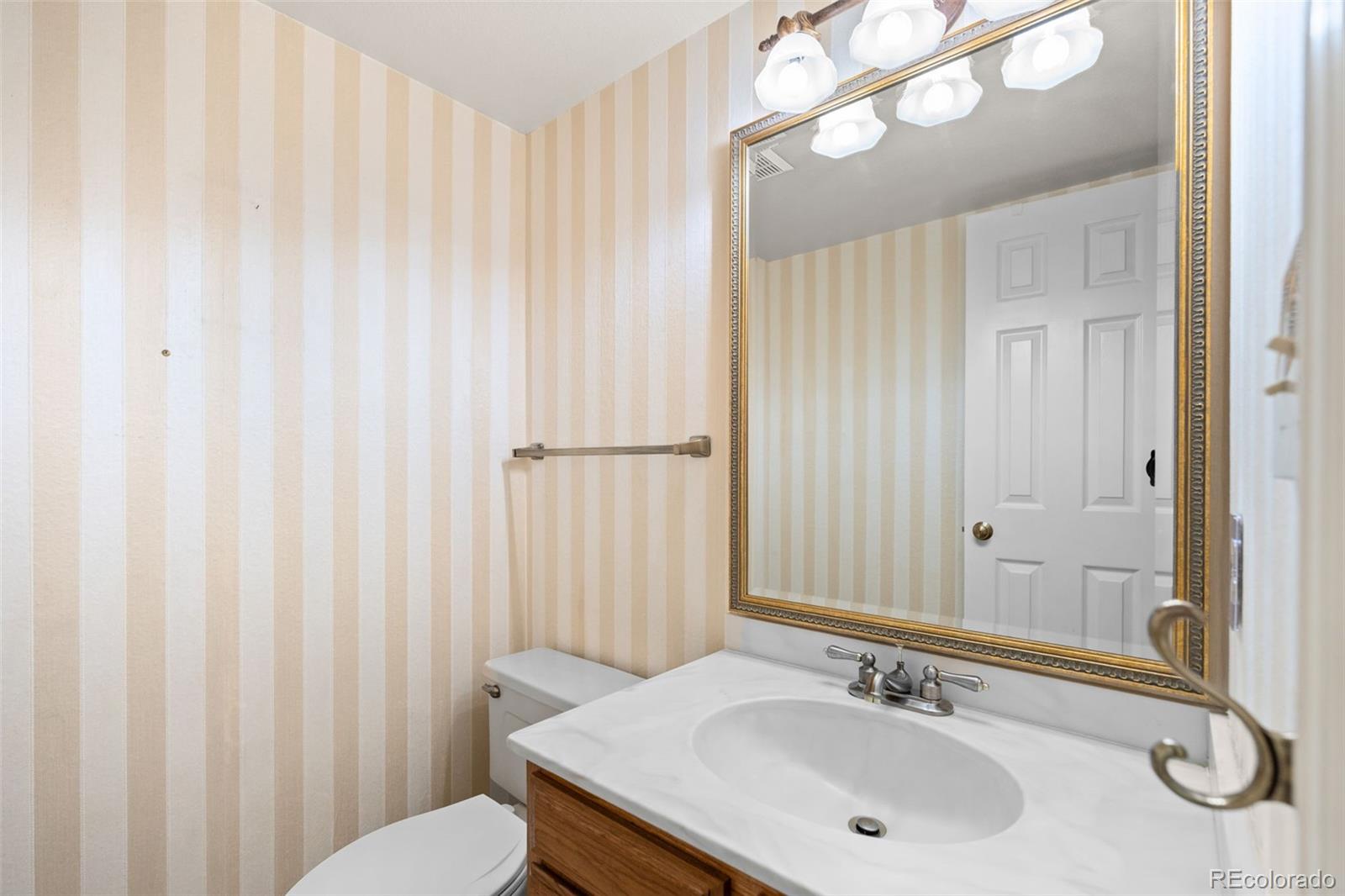MLS Image #18 for 6159 e briarwood circle,centennial, Colorado