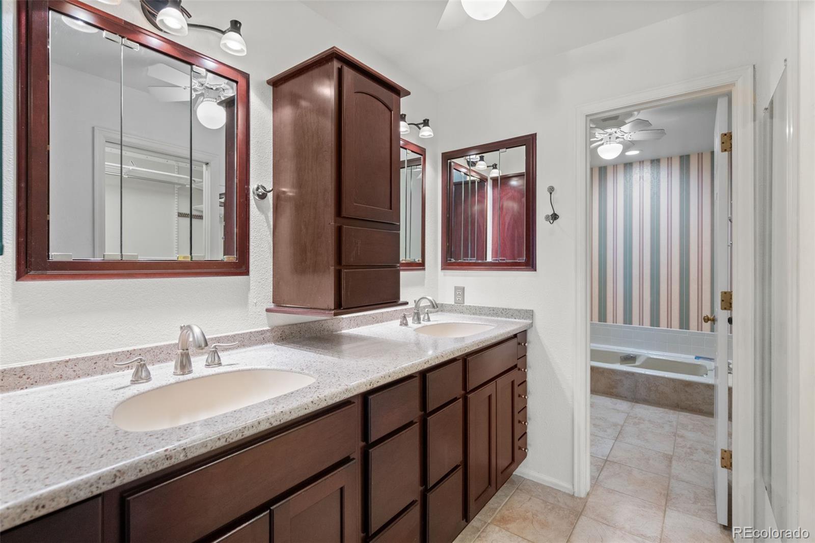 MLS Image #3 for 6159 e briarwood circle,centennial, Colorado