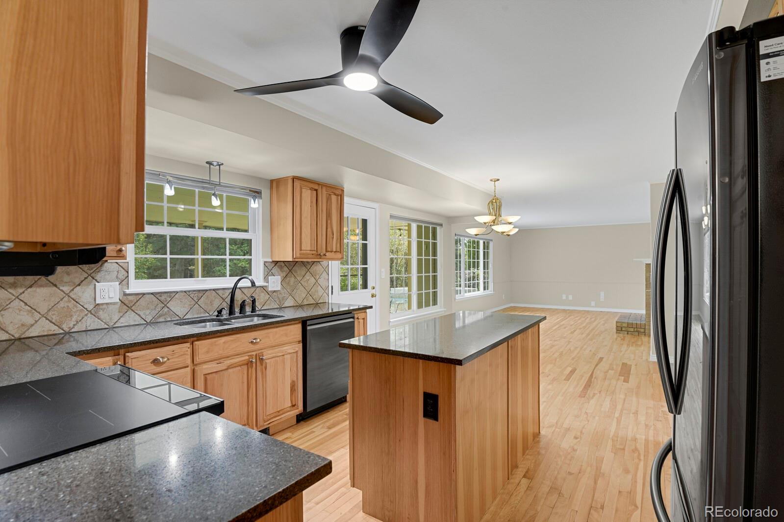 MLS Image #12 for 5300 s garland way,littleton, Colorado