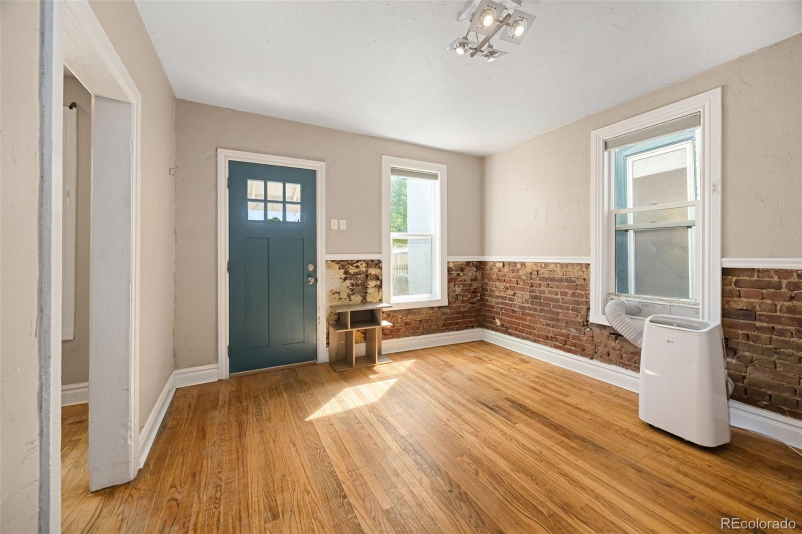 MLS Image #5 for 4025  alcott street,denver, Colorado