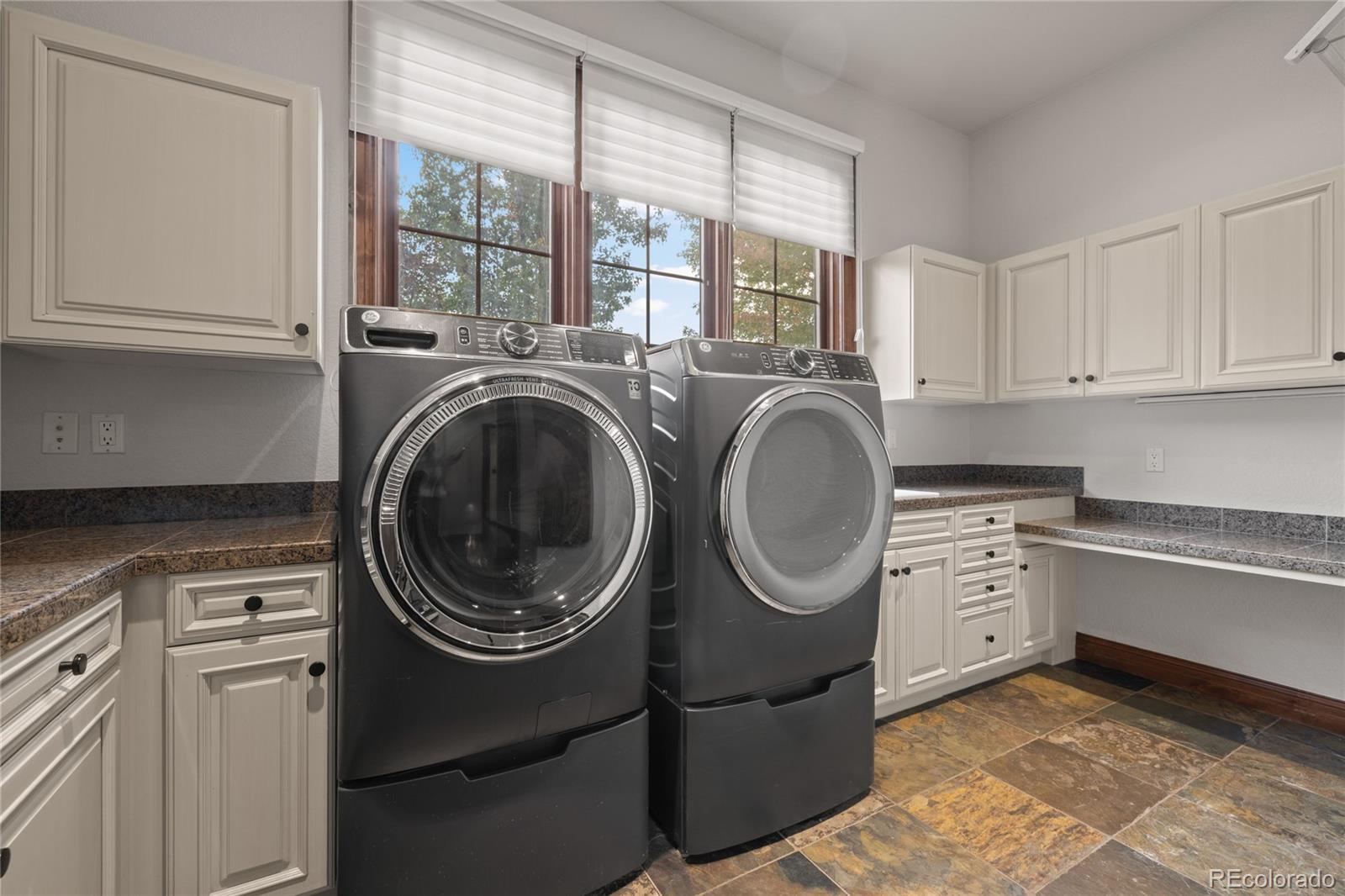 MLS Image #23 for 5940 s watson lane,littleton, Colorado