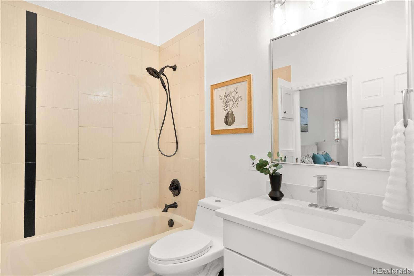 MLS Image #21 for 3321 s eudora street,denver, Colorado