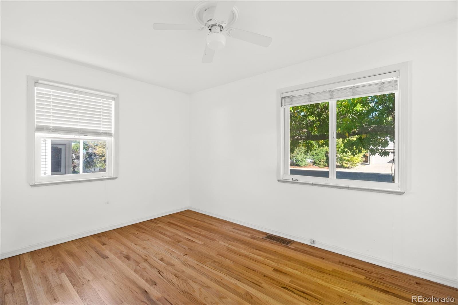 MLS Image #29 for 3321 s eudora street,denver, Colorado